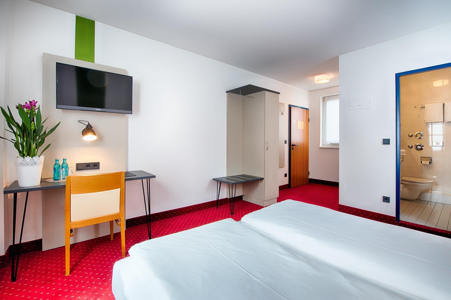 Superior Twin Room photo 2