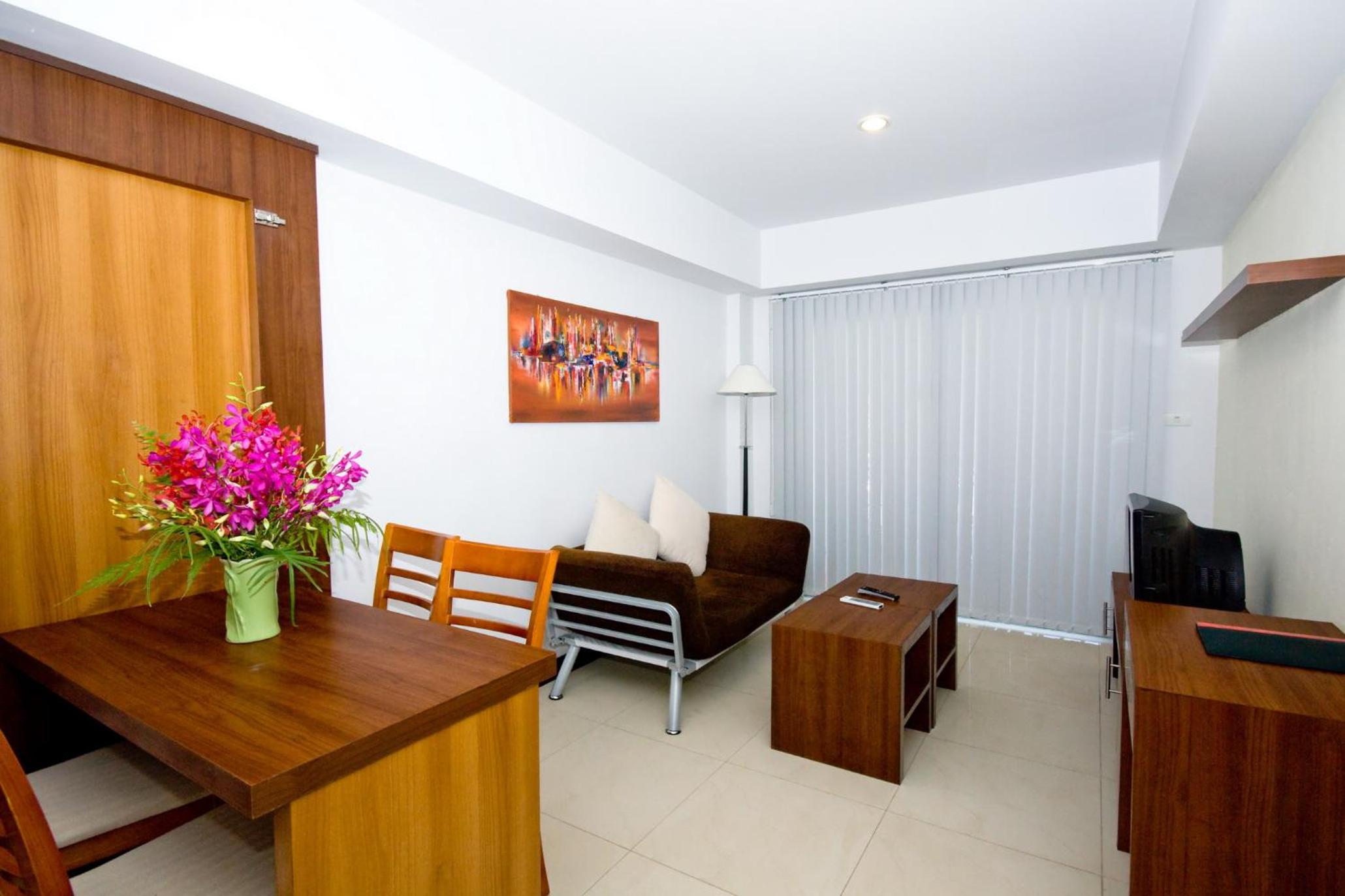 One-Bedroom Apartment - Photo 65