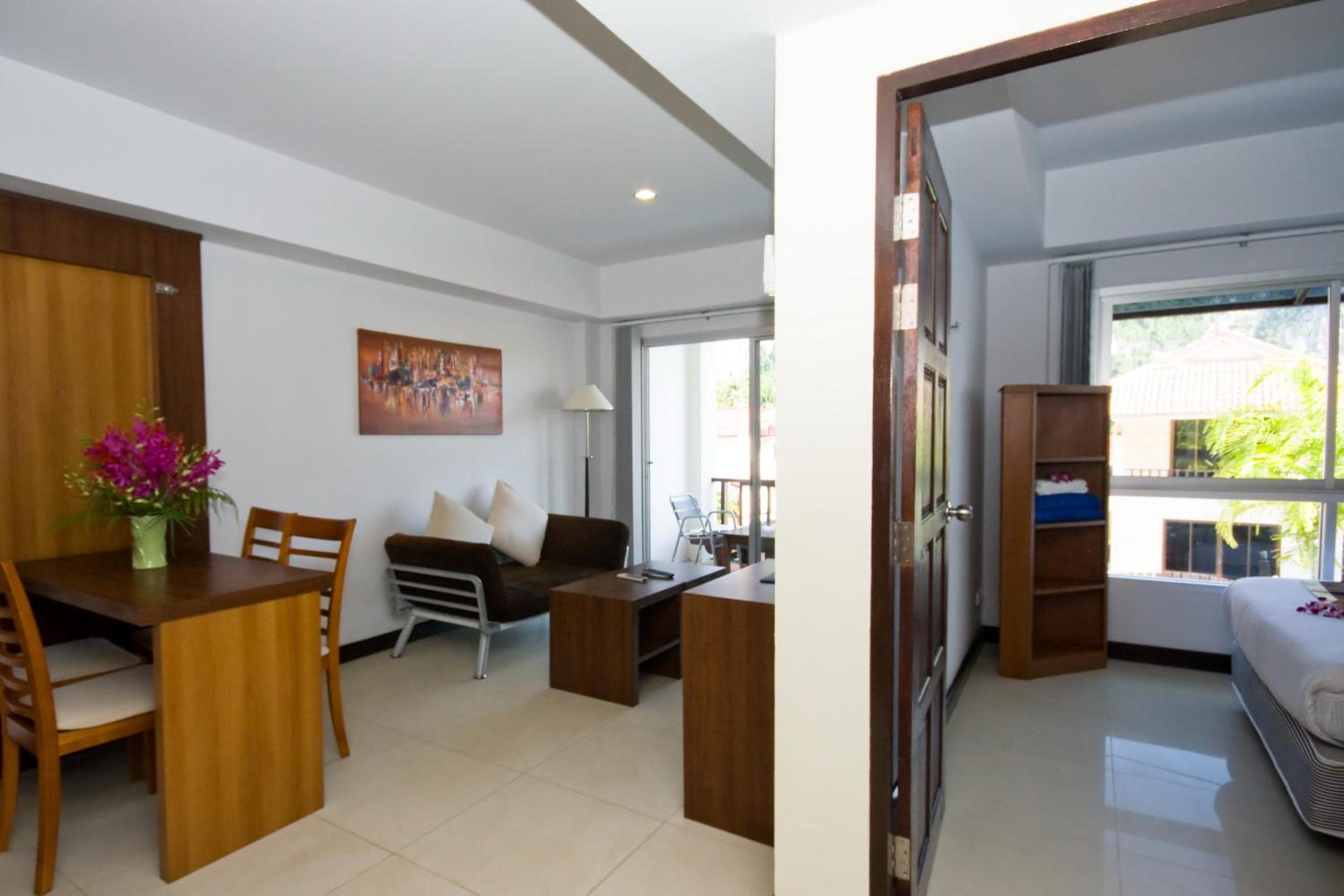 One-Bedroom Apartment - Photo 53