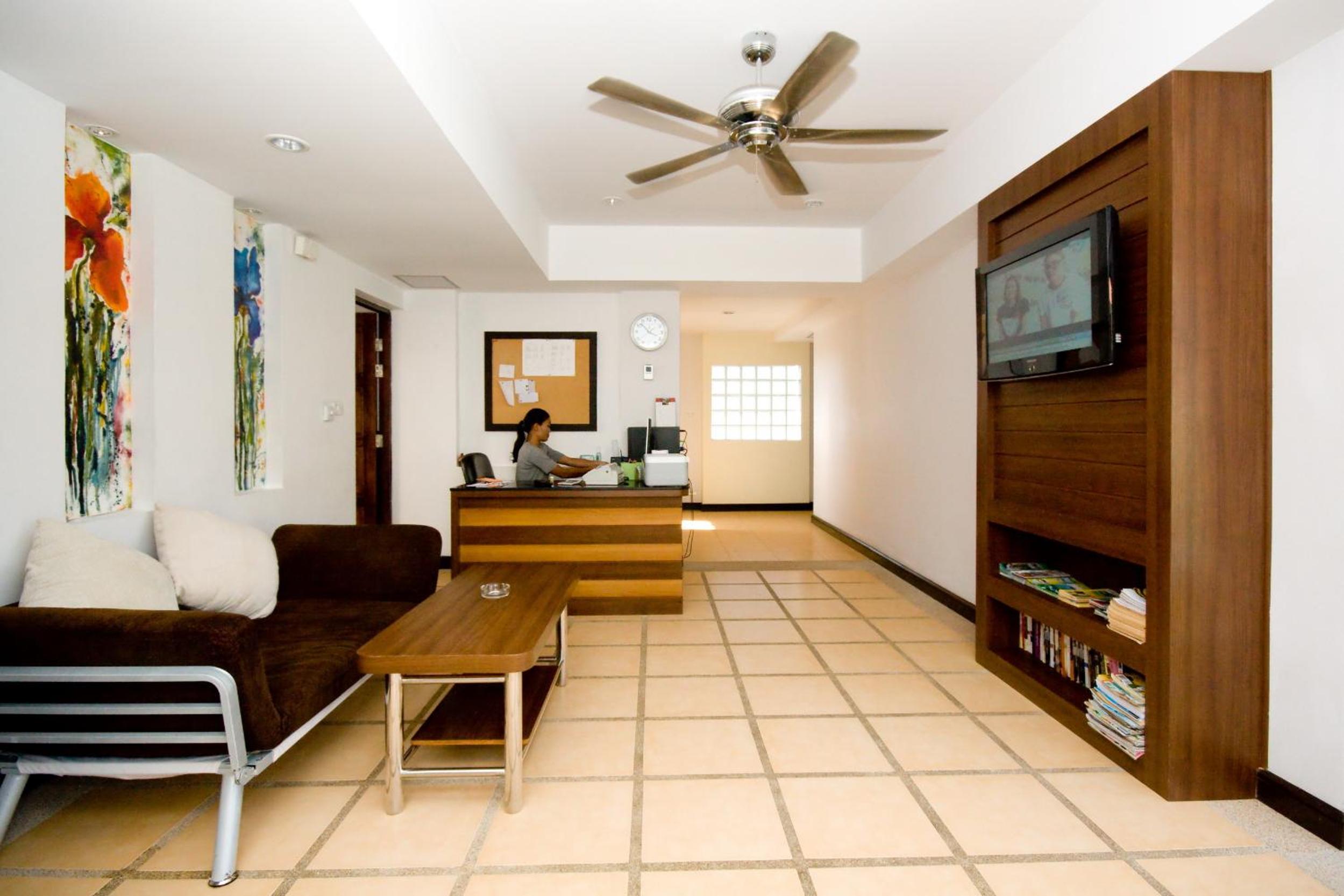 One-Bedroom Apartment - Photo 51