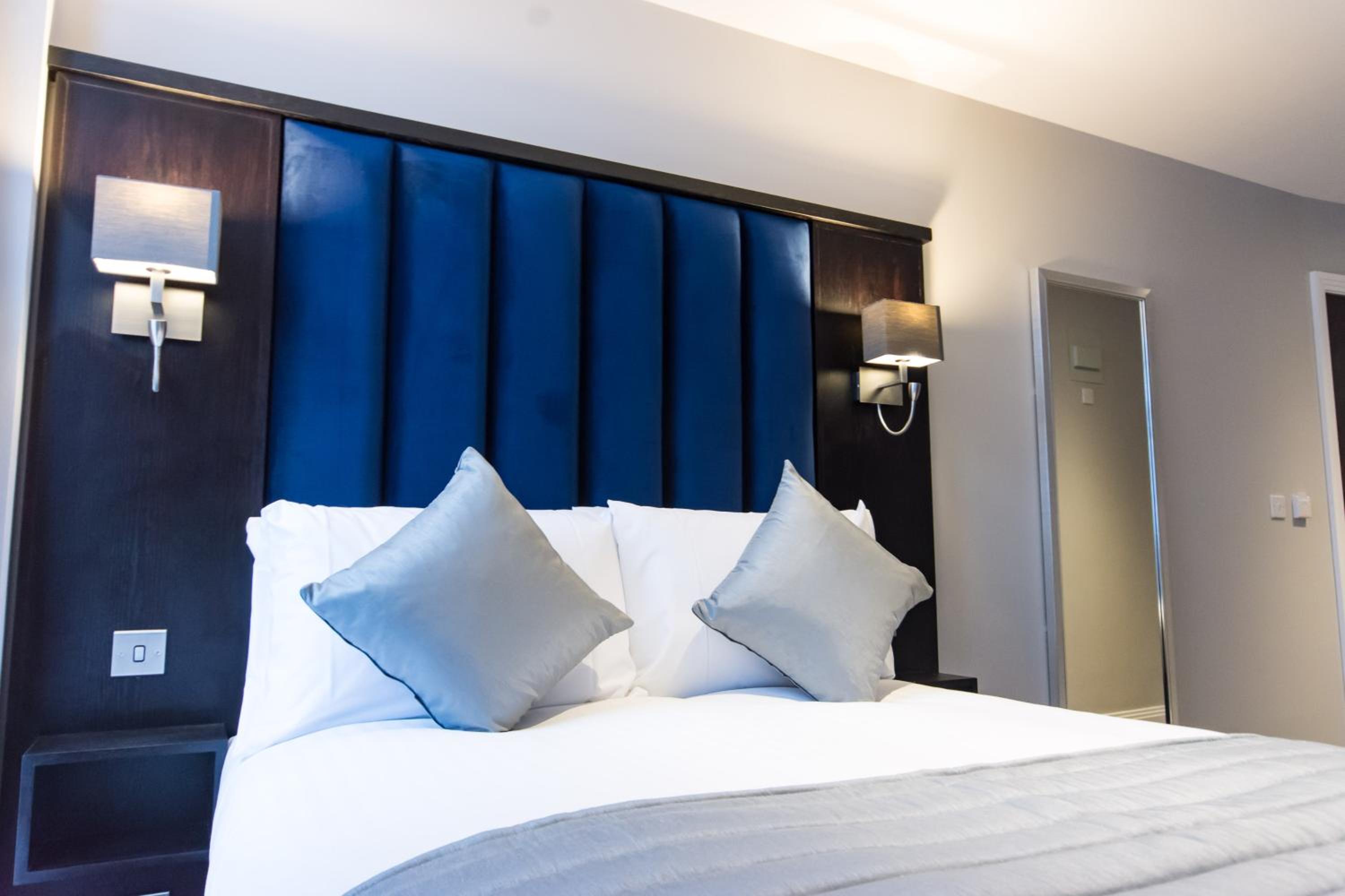 Standard Double Room - Photo 5