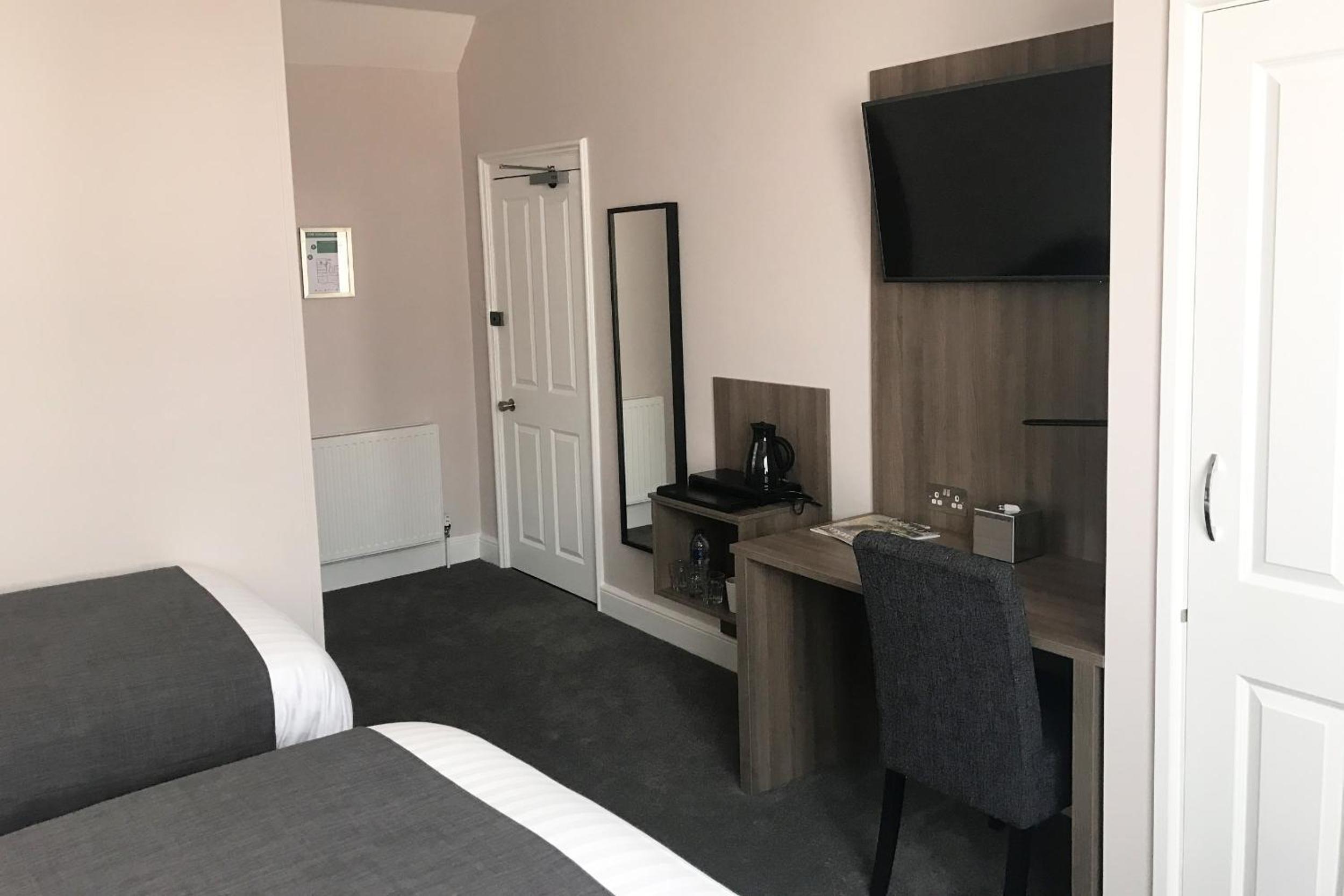 Triple Room - Photo 5