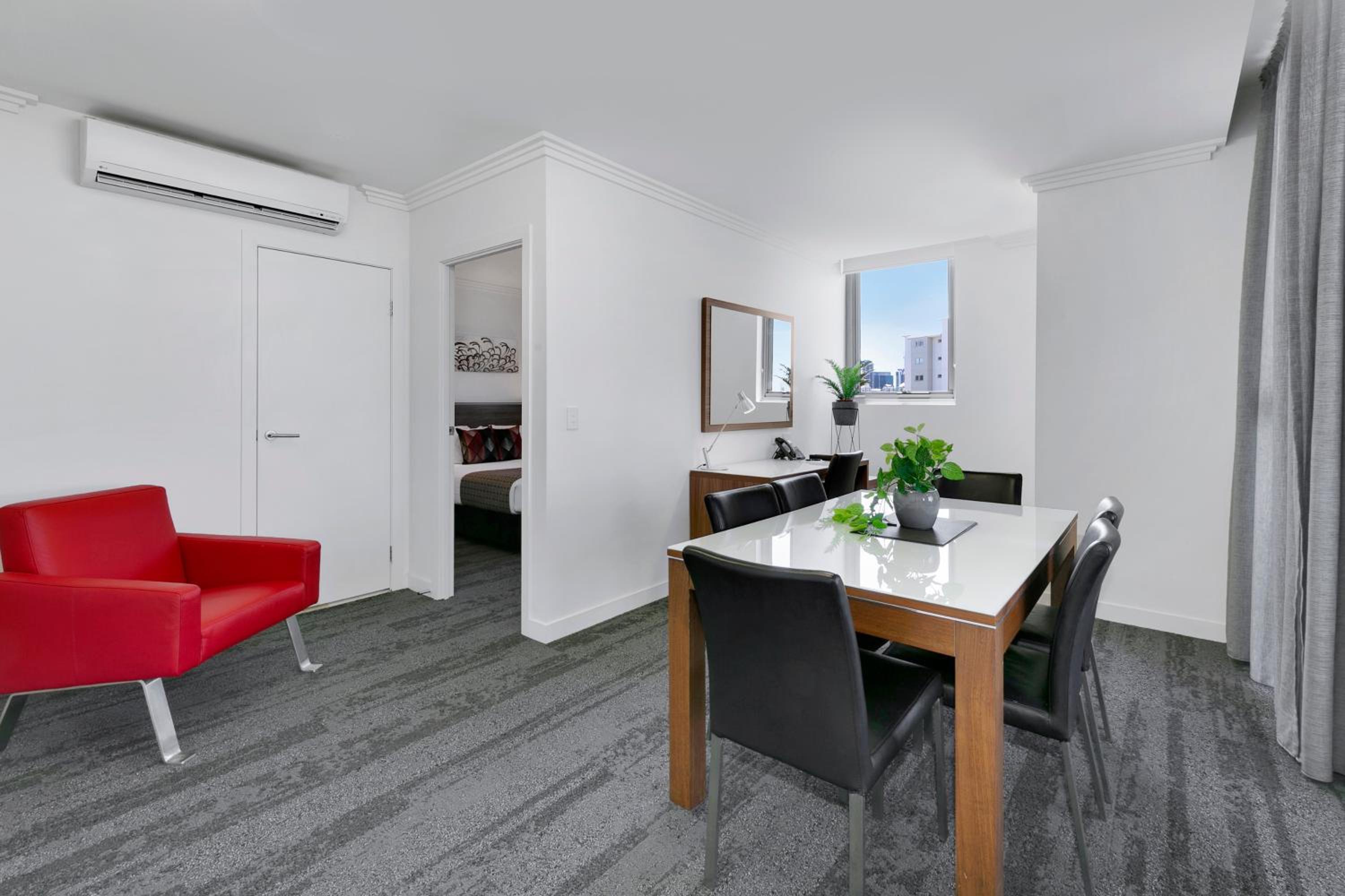 Two-Bedroom Apartment thumbnail 5