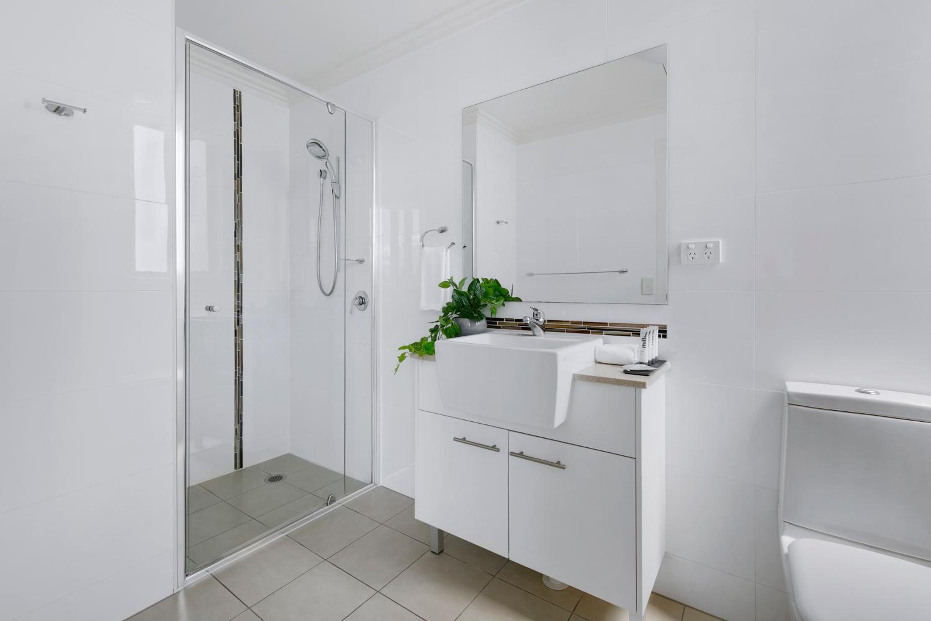 Two-Bedroom Apartment thumbnail 6