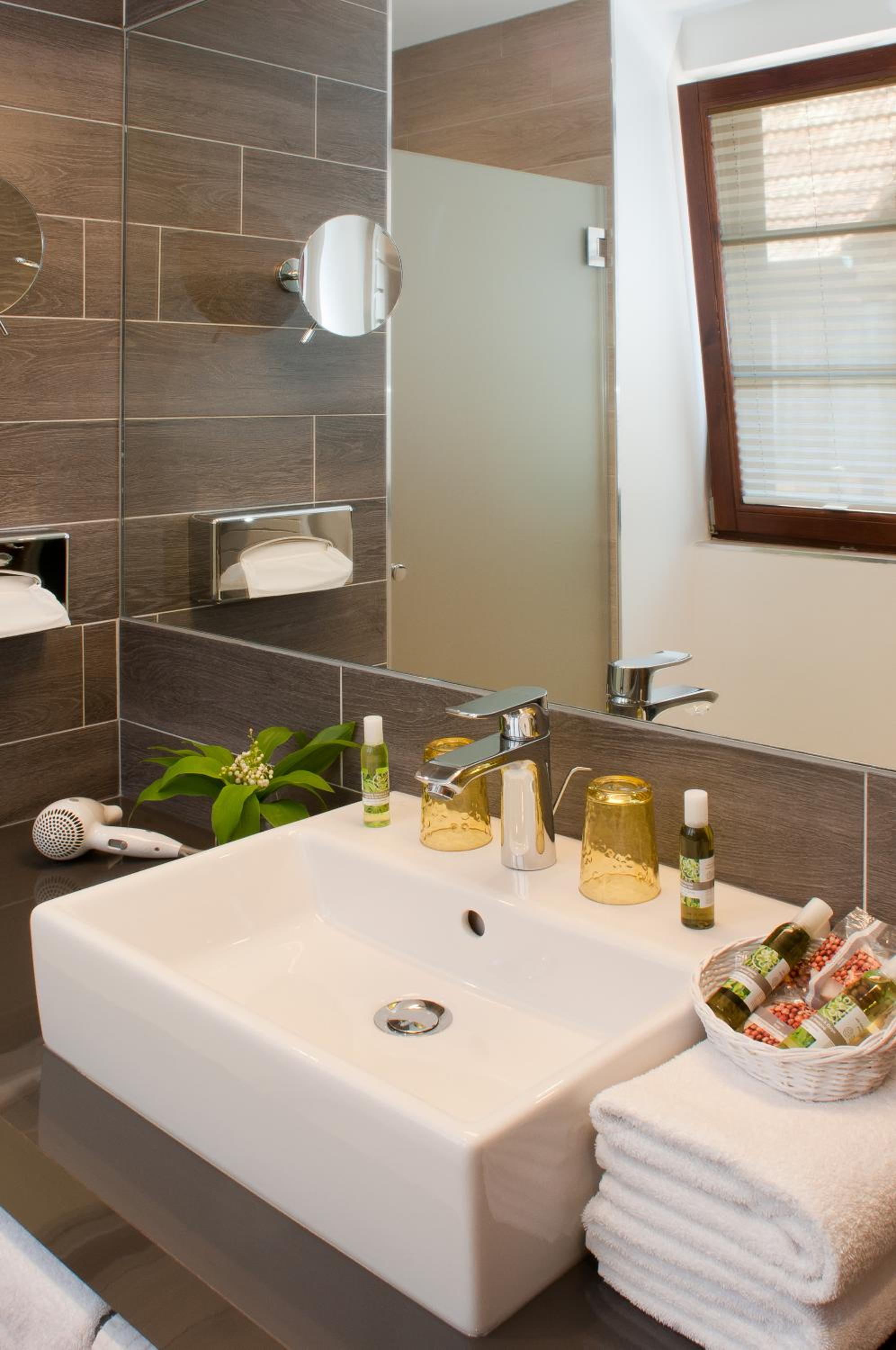 Superior Double Room - Photo 9