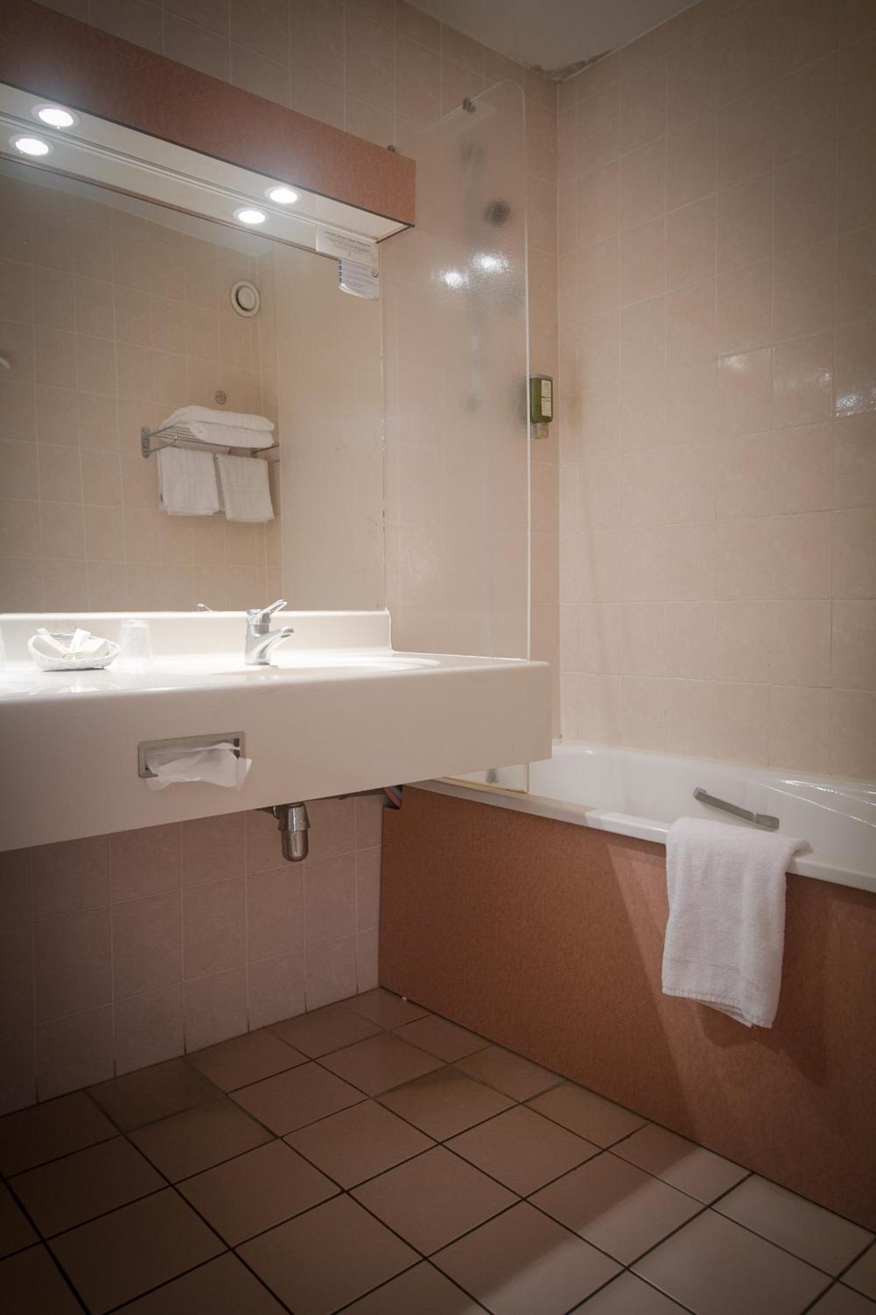 Comfort Double or Twin Room photo 3