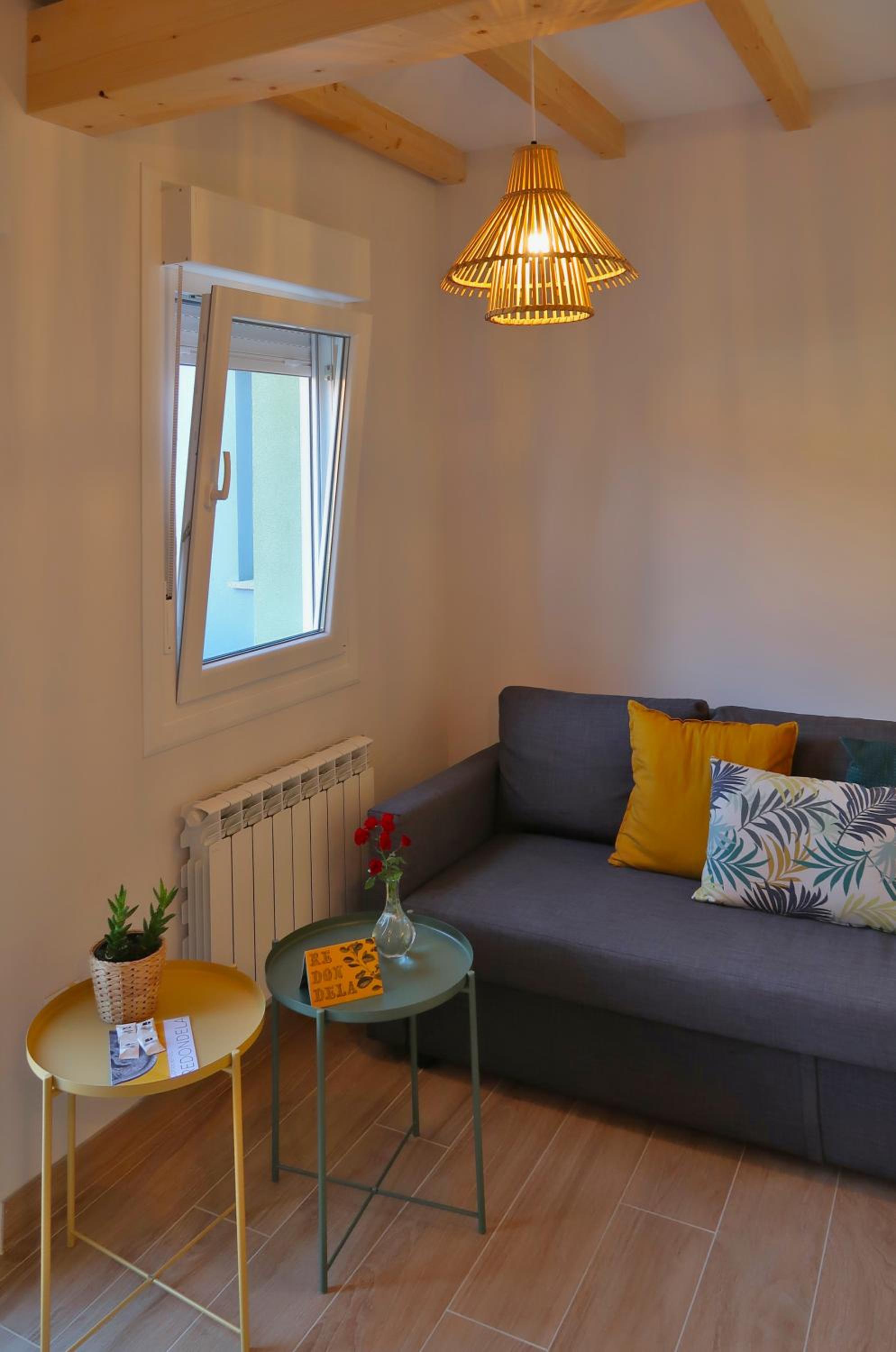 Studio Apartment - Photo 10