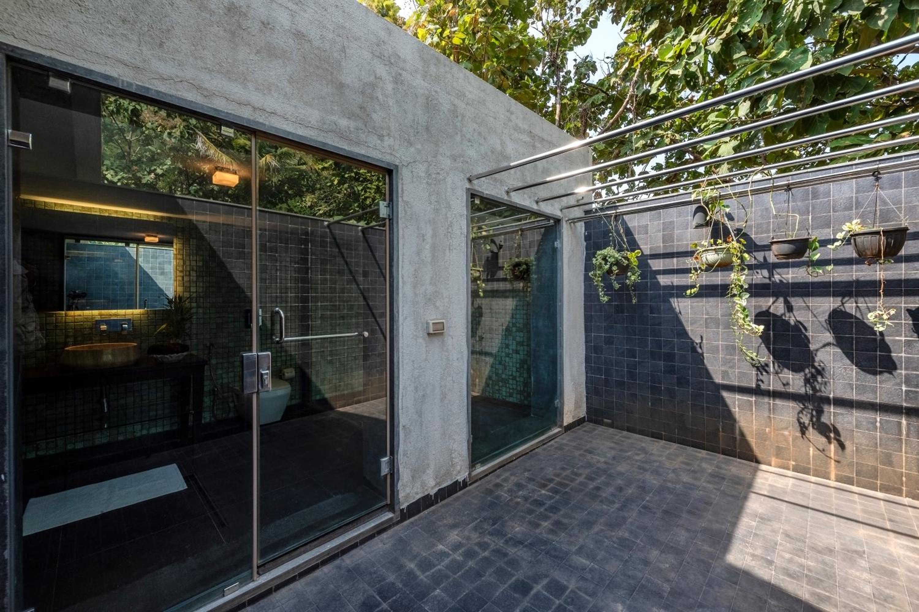 Three-Bedroom Villa - Photo 23
