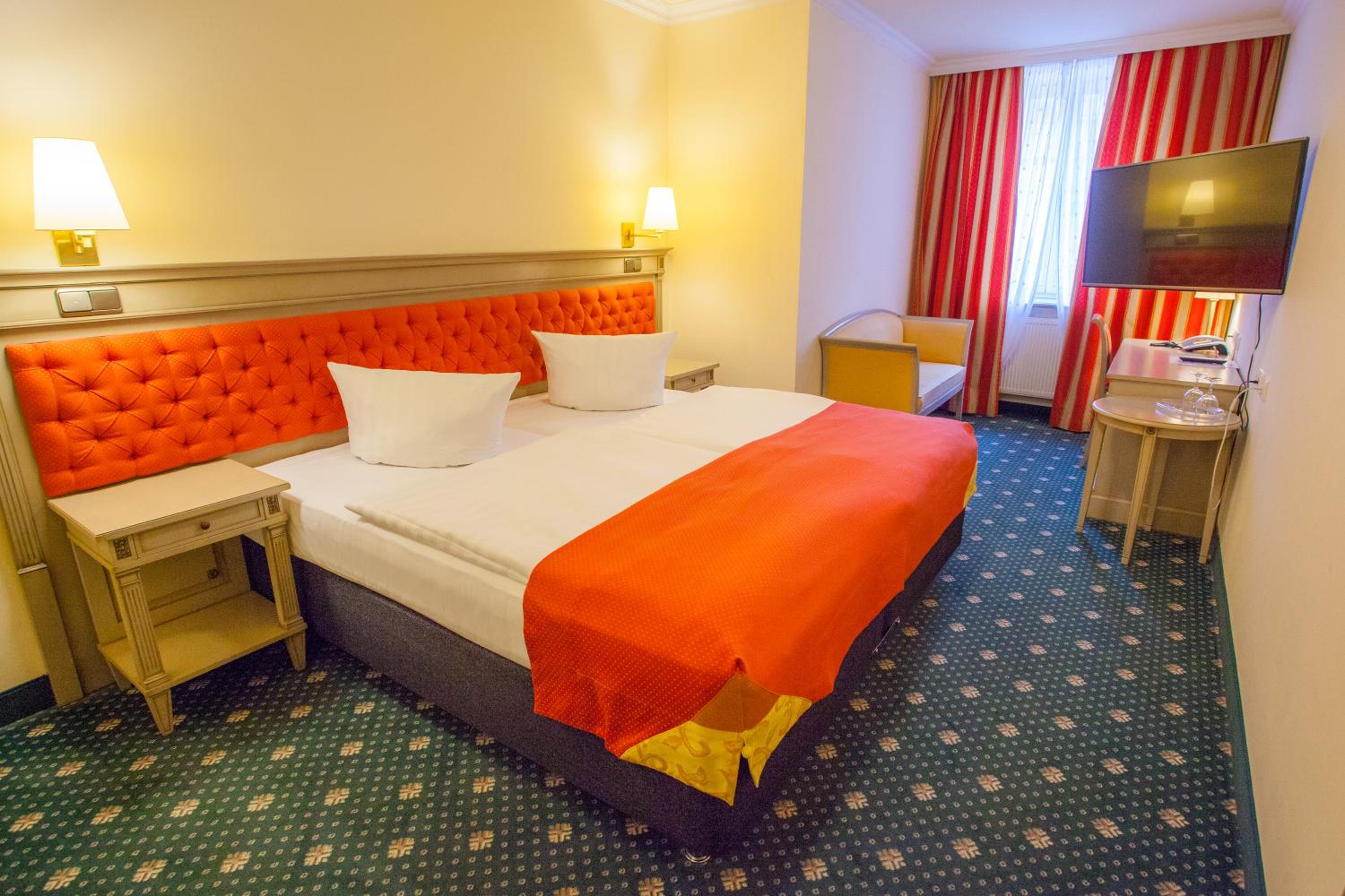 Double Room - Photo 1
