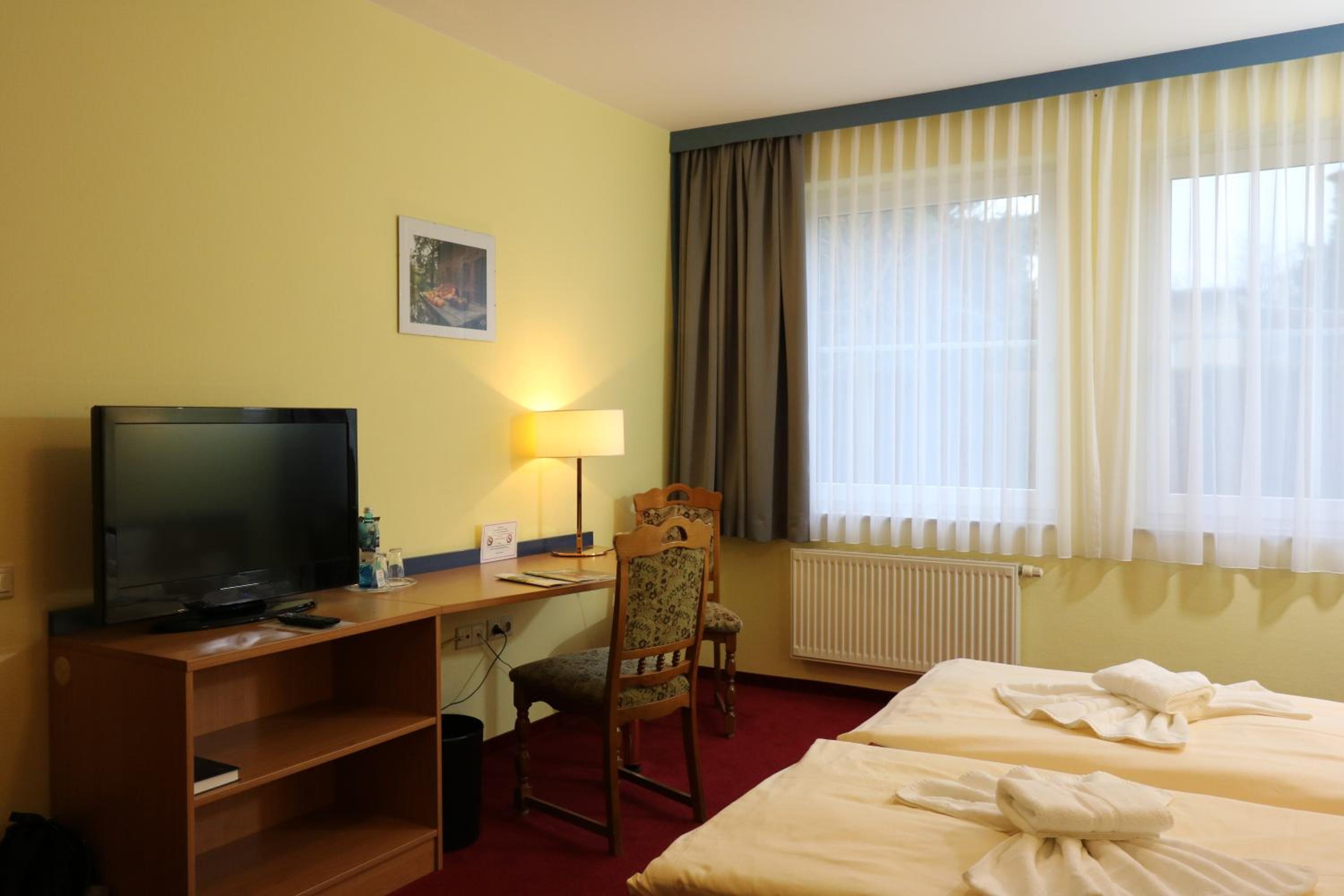 Double Room - Disability Access photo 2
