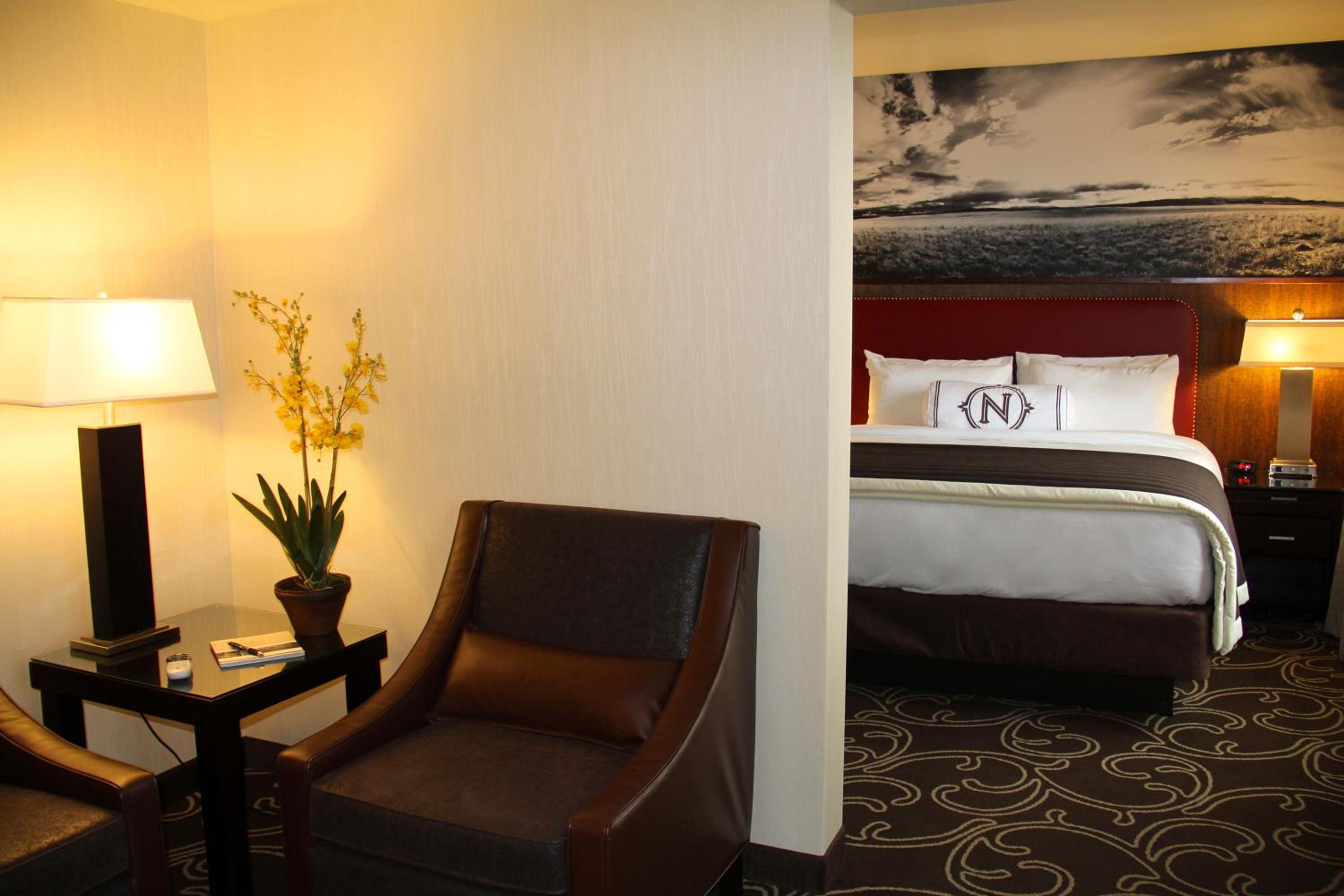 King Suite - Photo 5