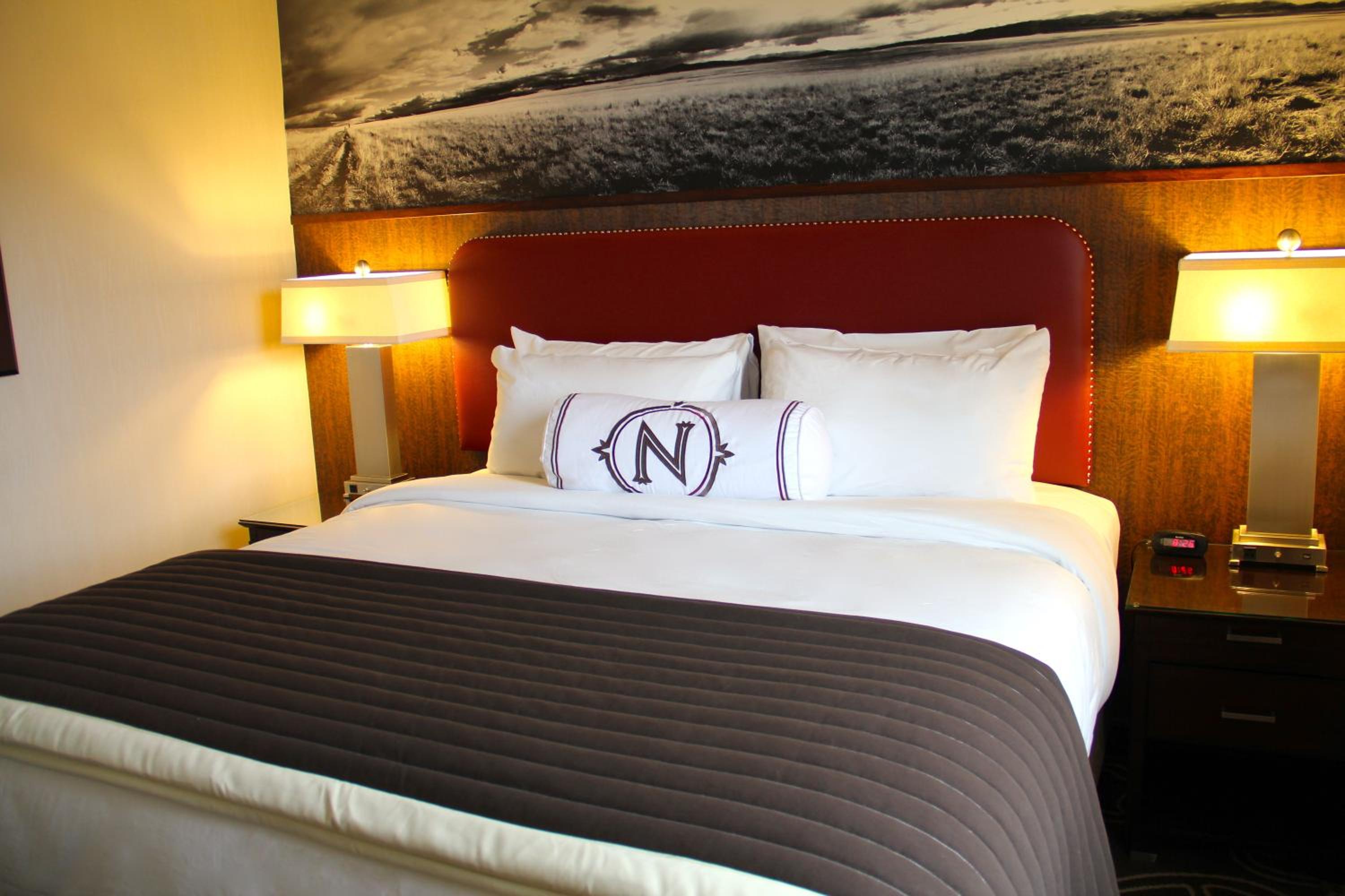 King Suite - Photo 1