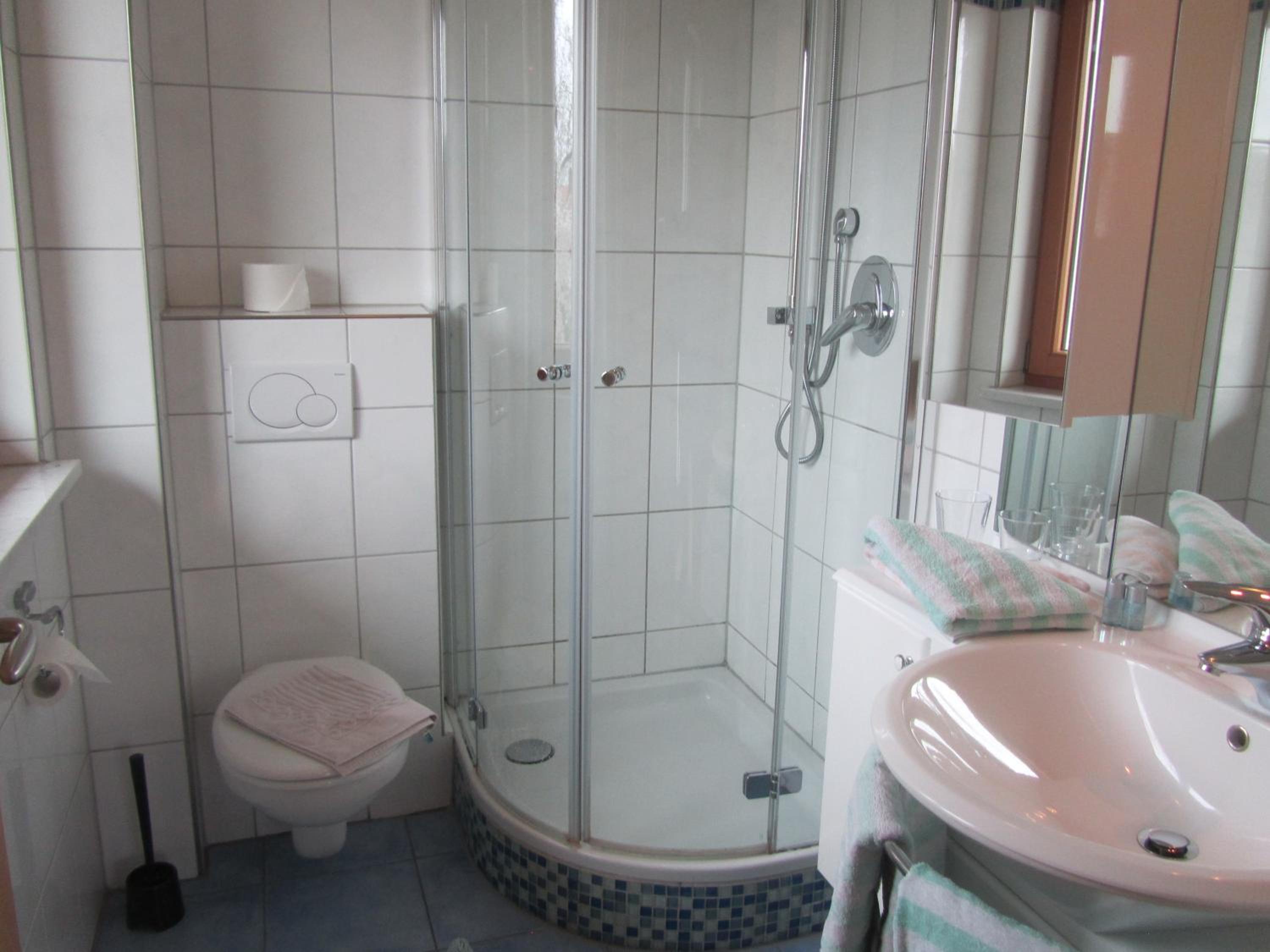 Apartment With Kitchenette photo 2