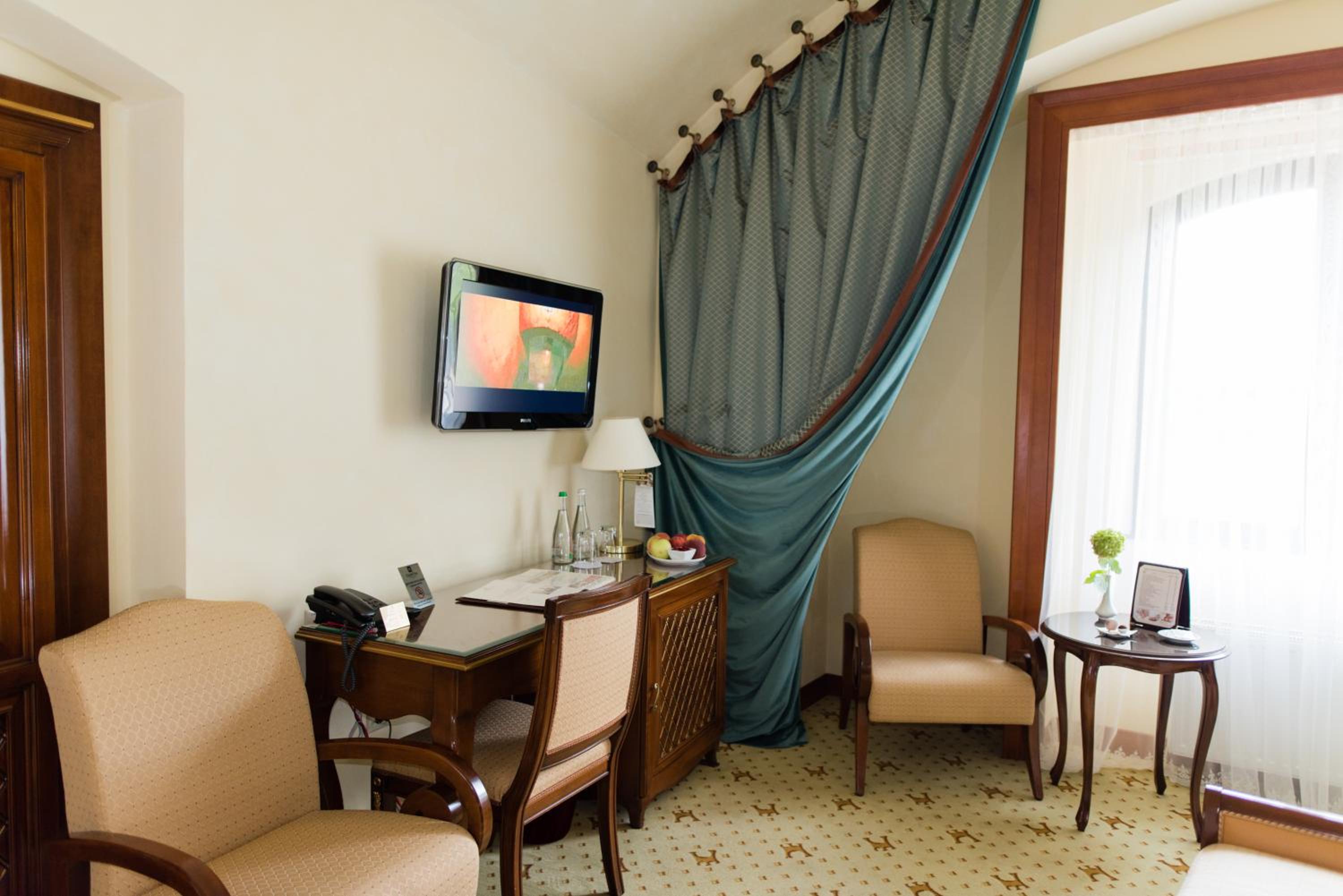 Standard Double or Twin Room photo 3