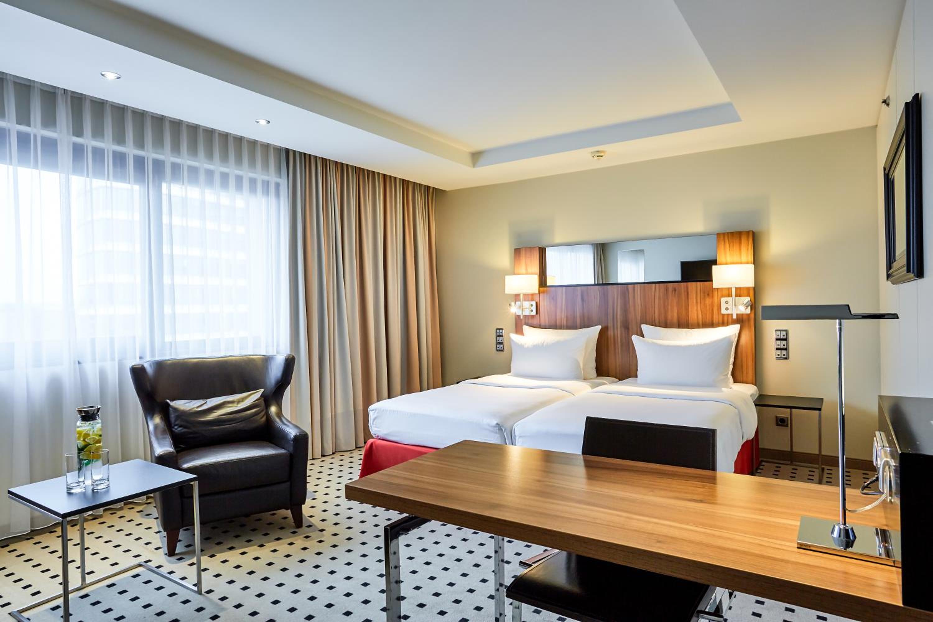 Premium Room - Photo 10