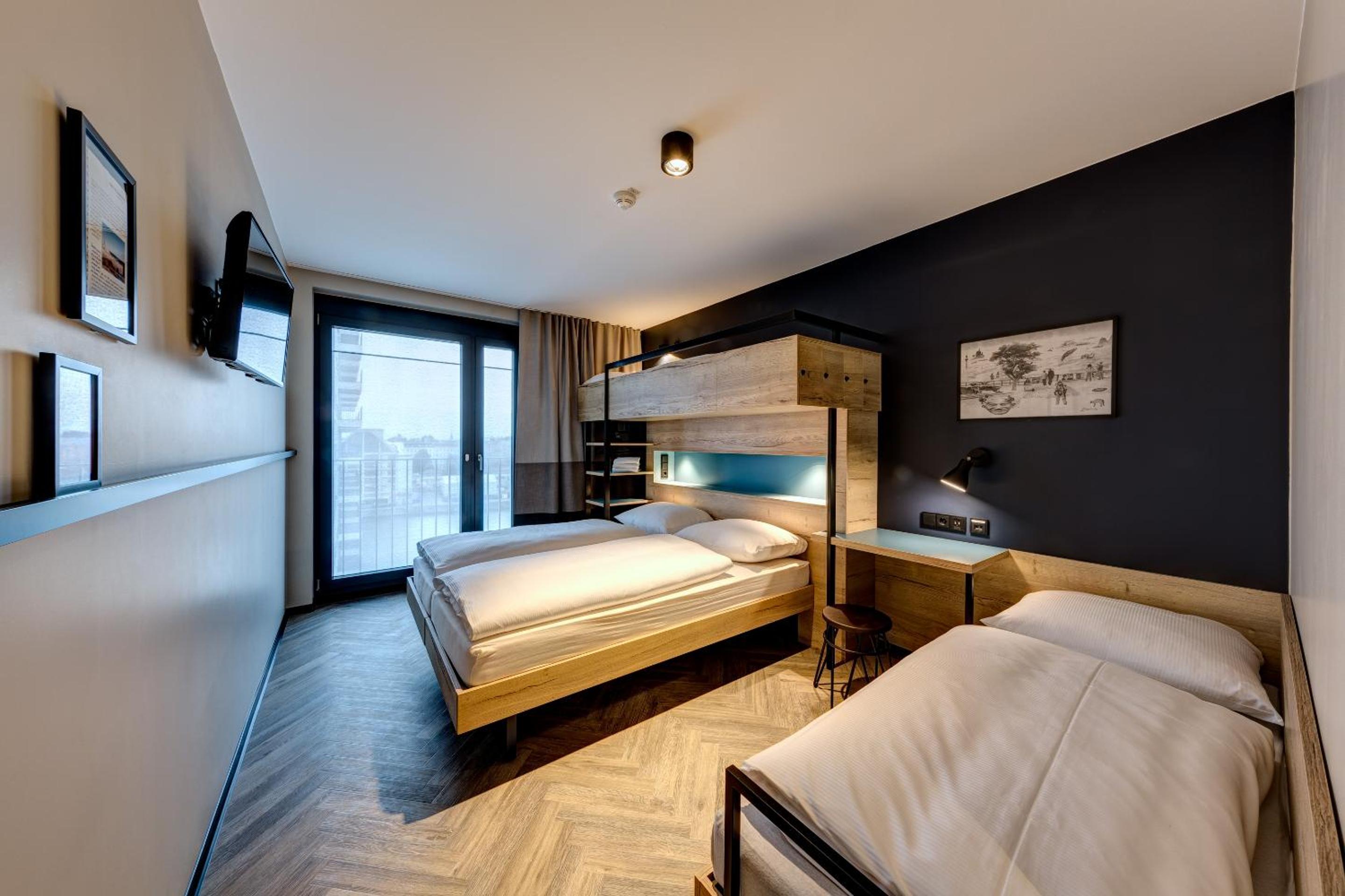 Standard Quadruple Room