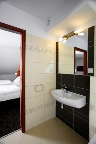 Business Class Room photo 3