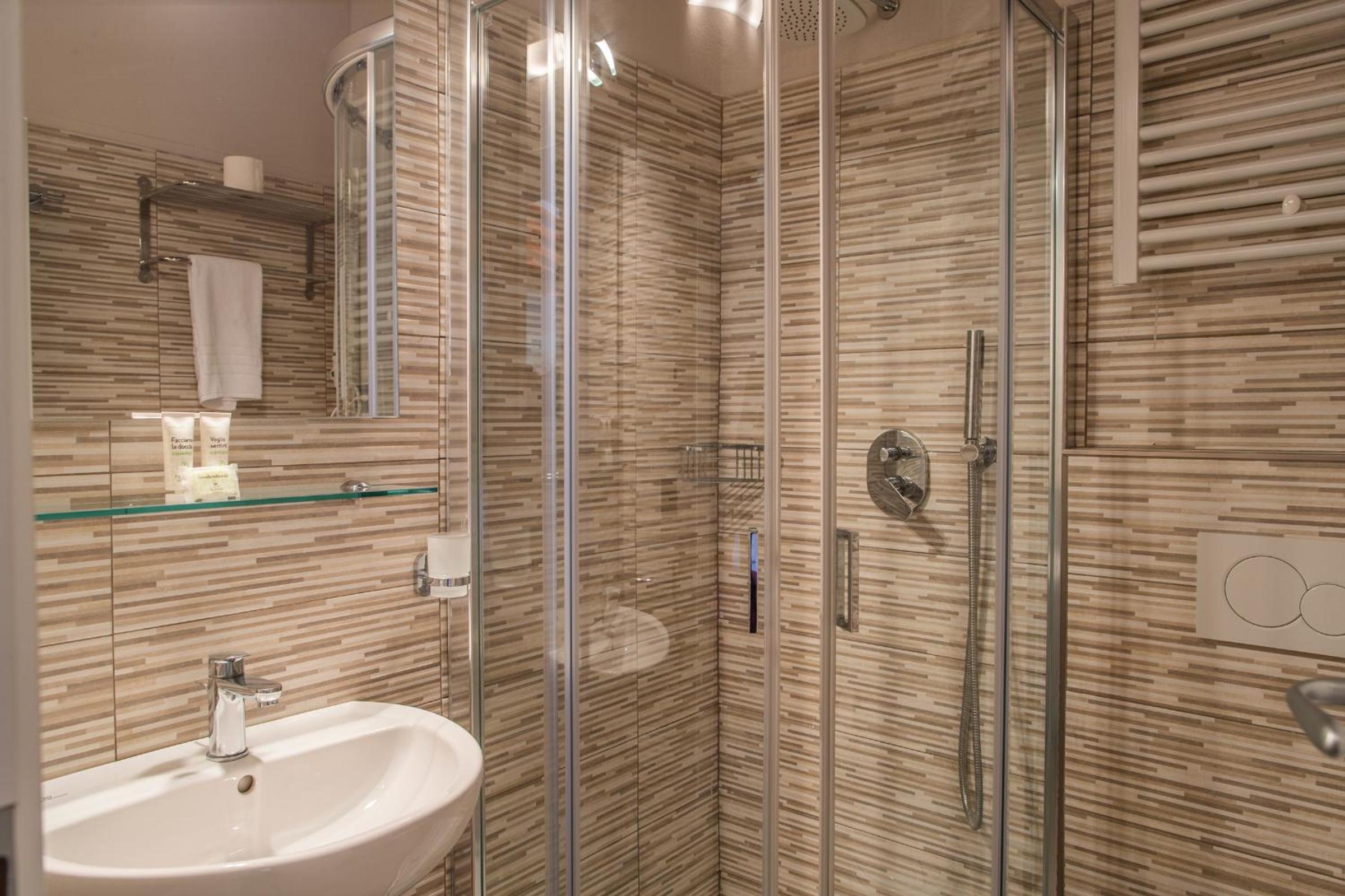 One-Bedroom Apartment - Photo 13