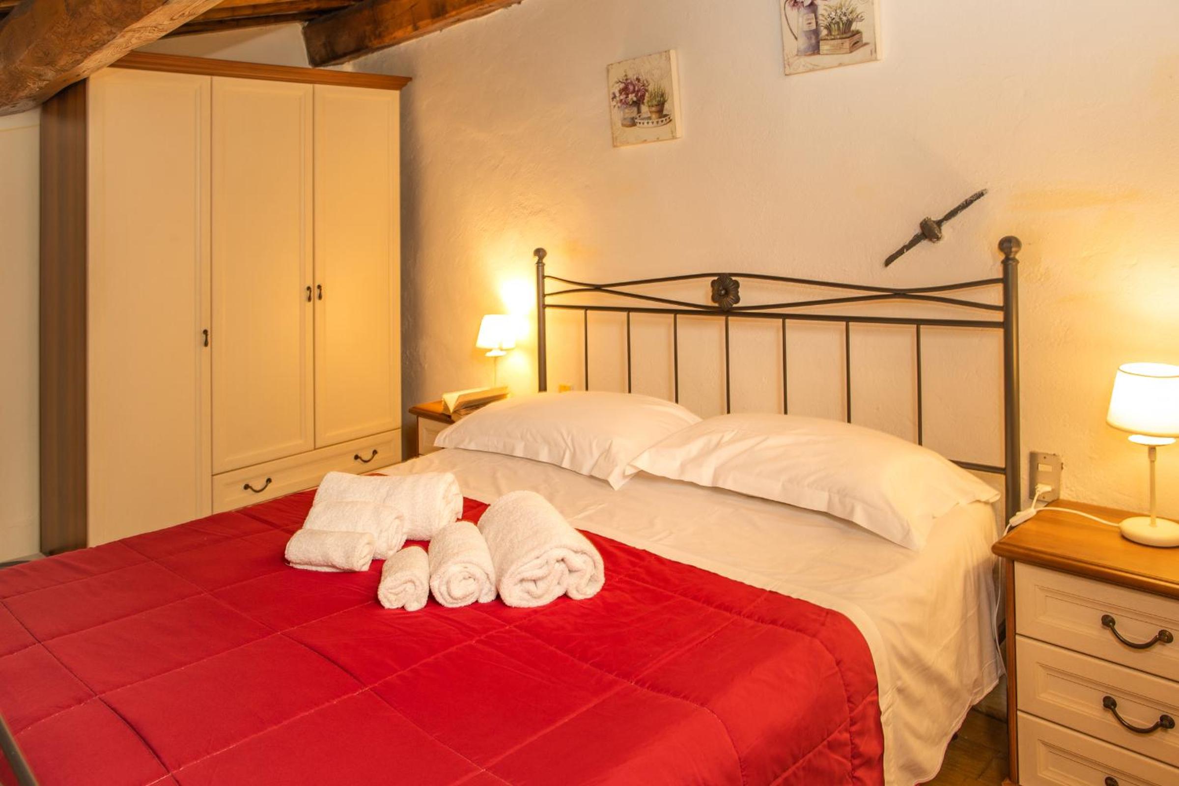 Double Room - Photo 1