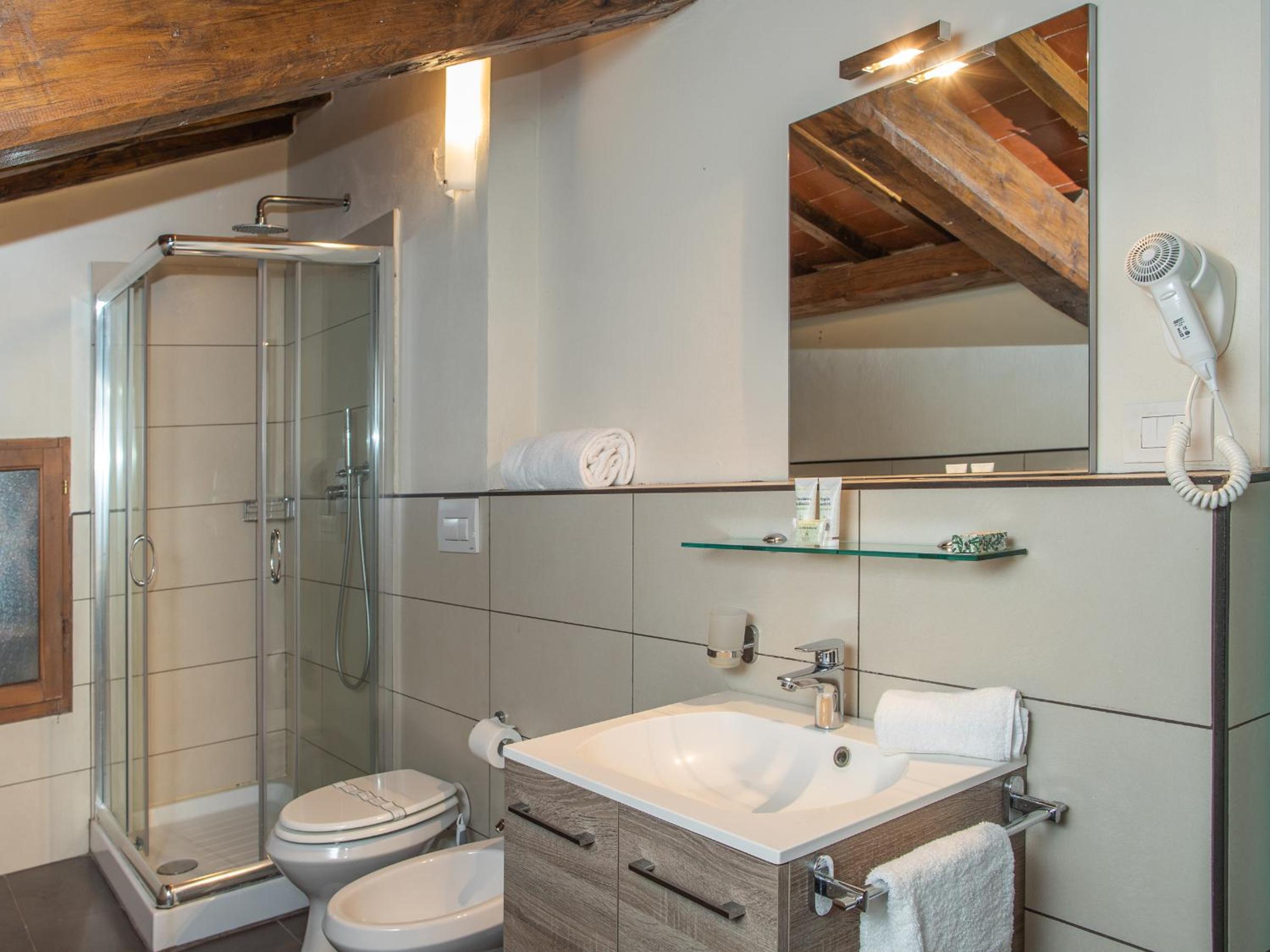 Two-Bedroom Apartment - Photo 16