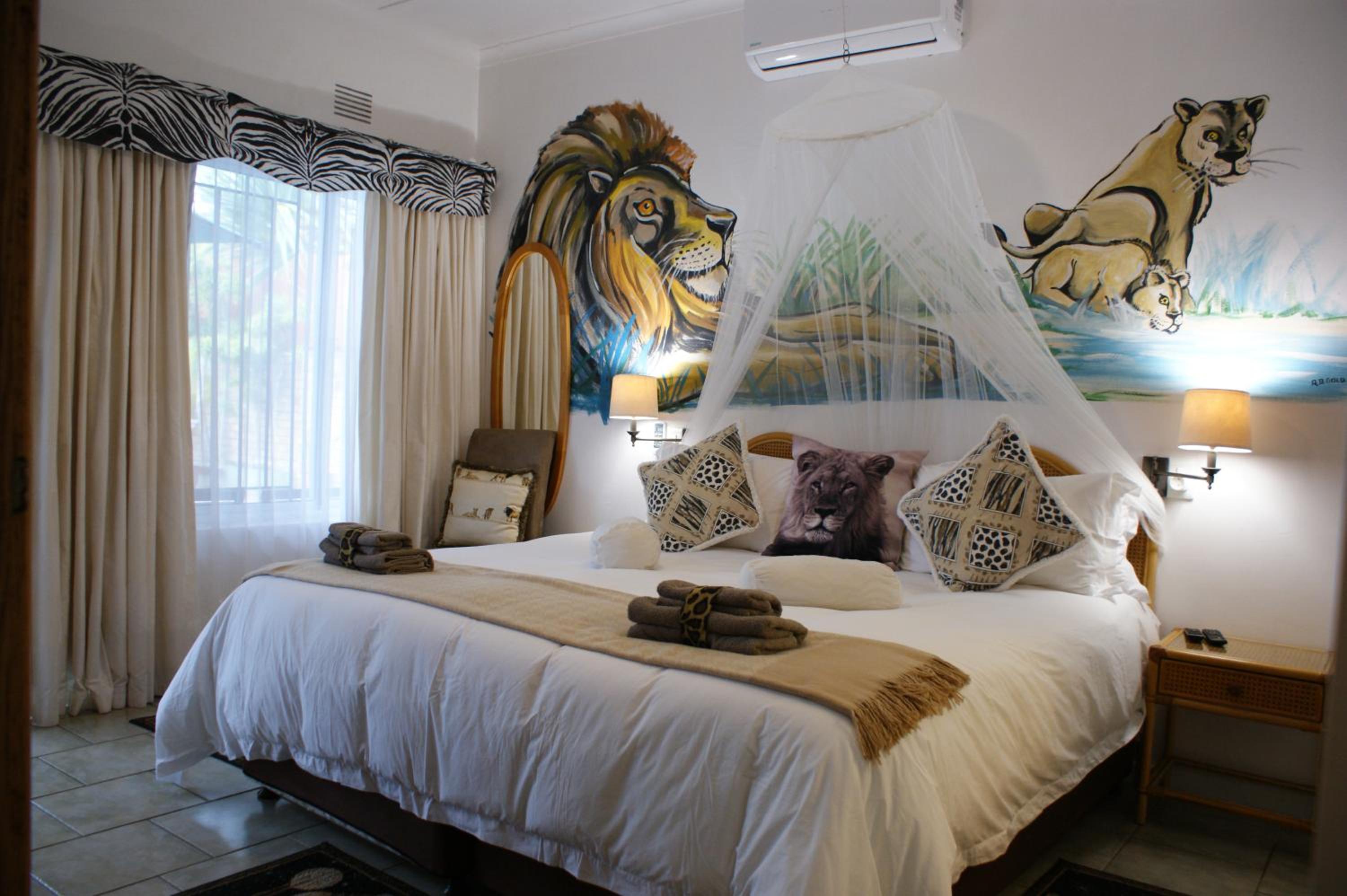 Double or Twin Room with Patio