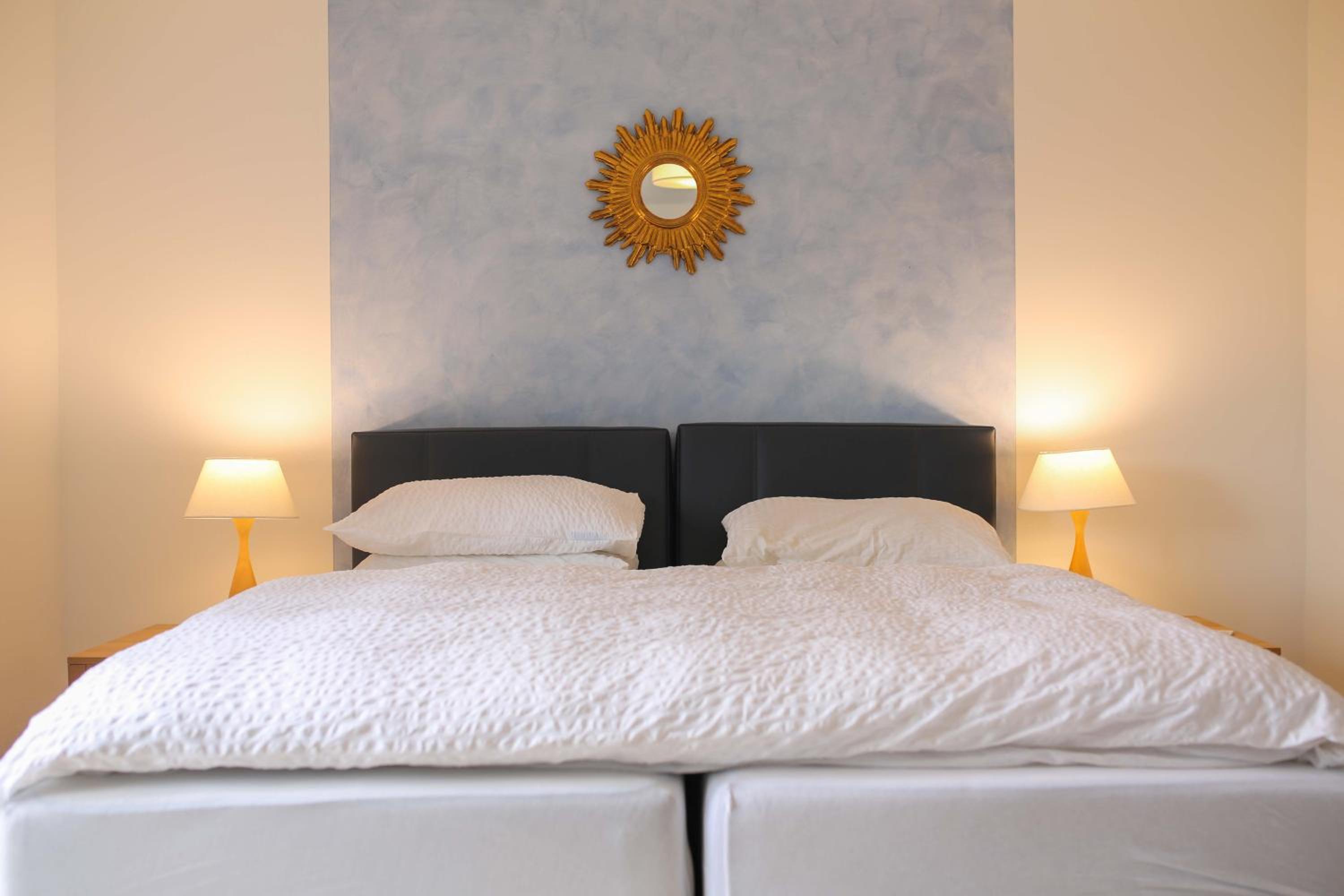 Superior Double or Twin Room with Balcony - Photo 13