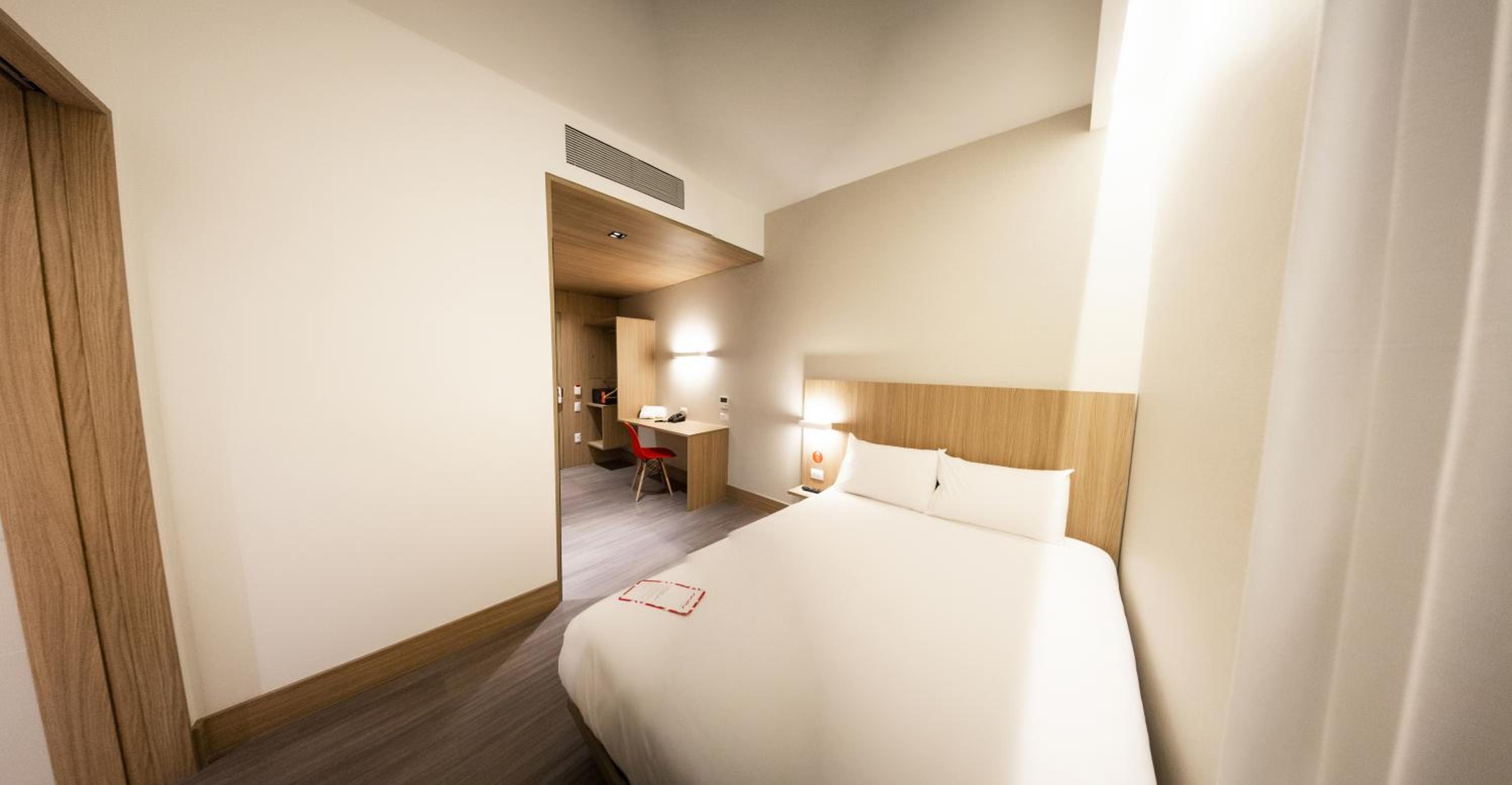 Double Room - Disability Access - Photo 2