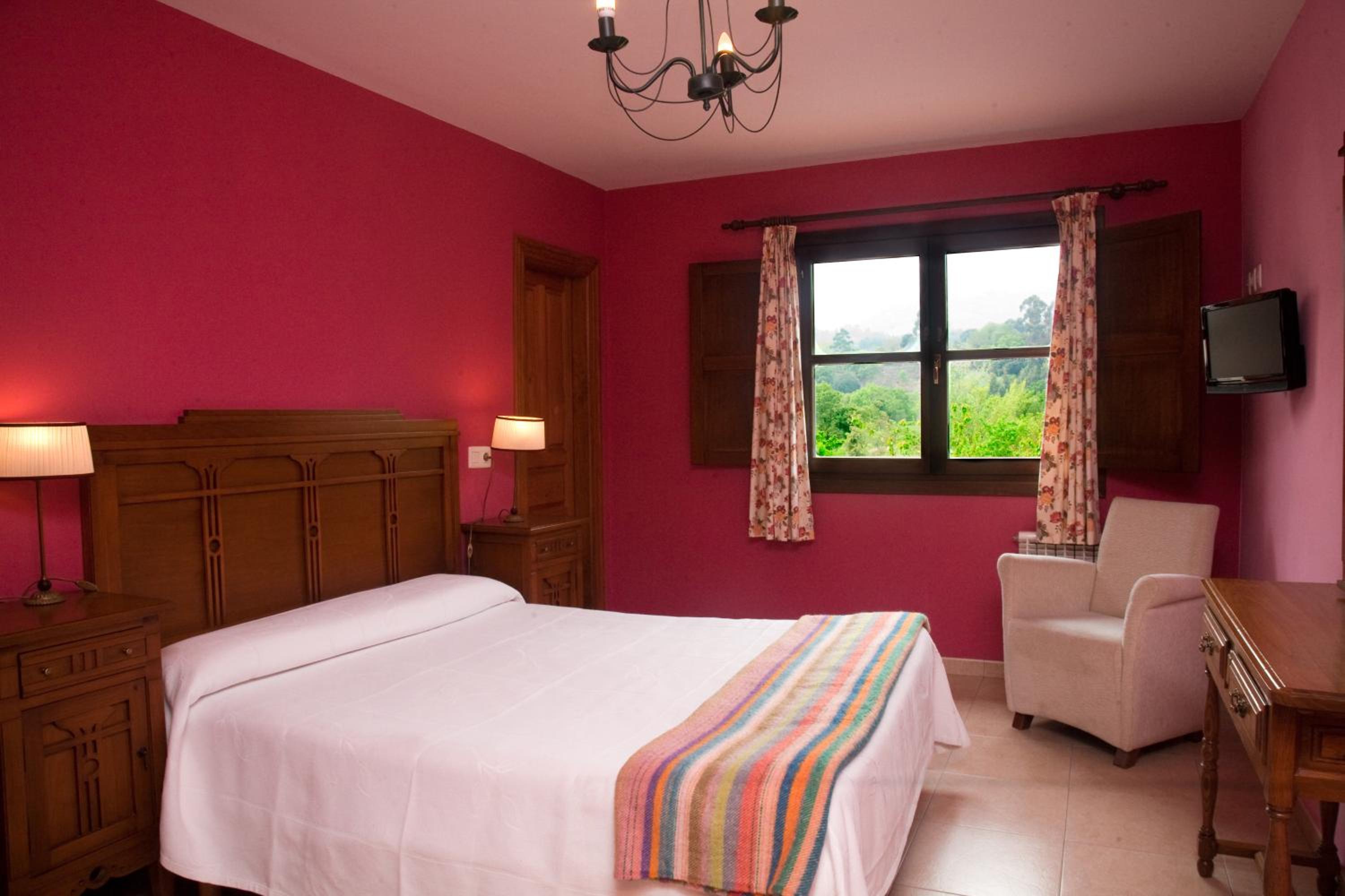 Double or Twin Room photo 3