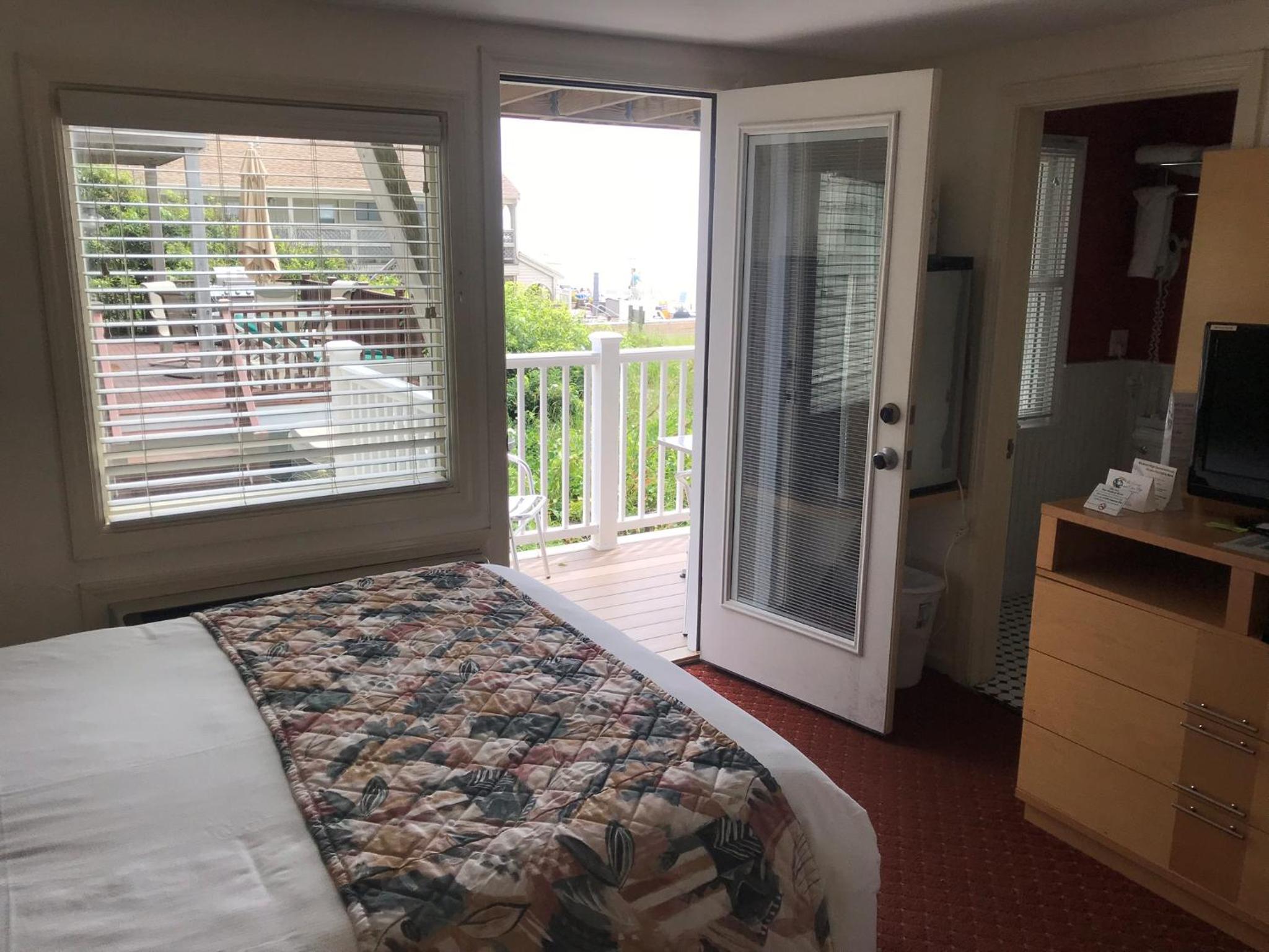Queen Room with Balcony
