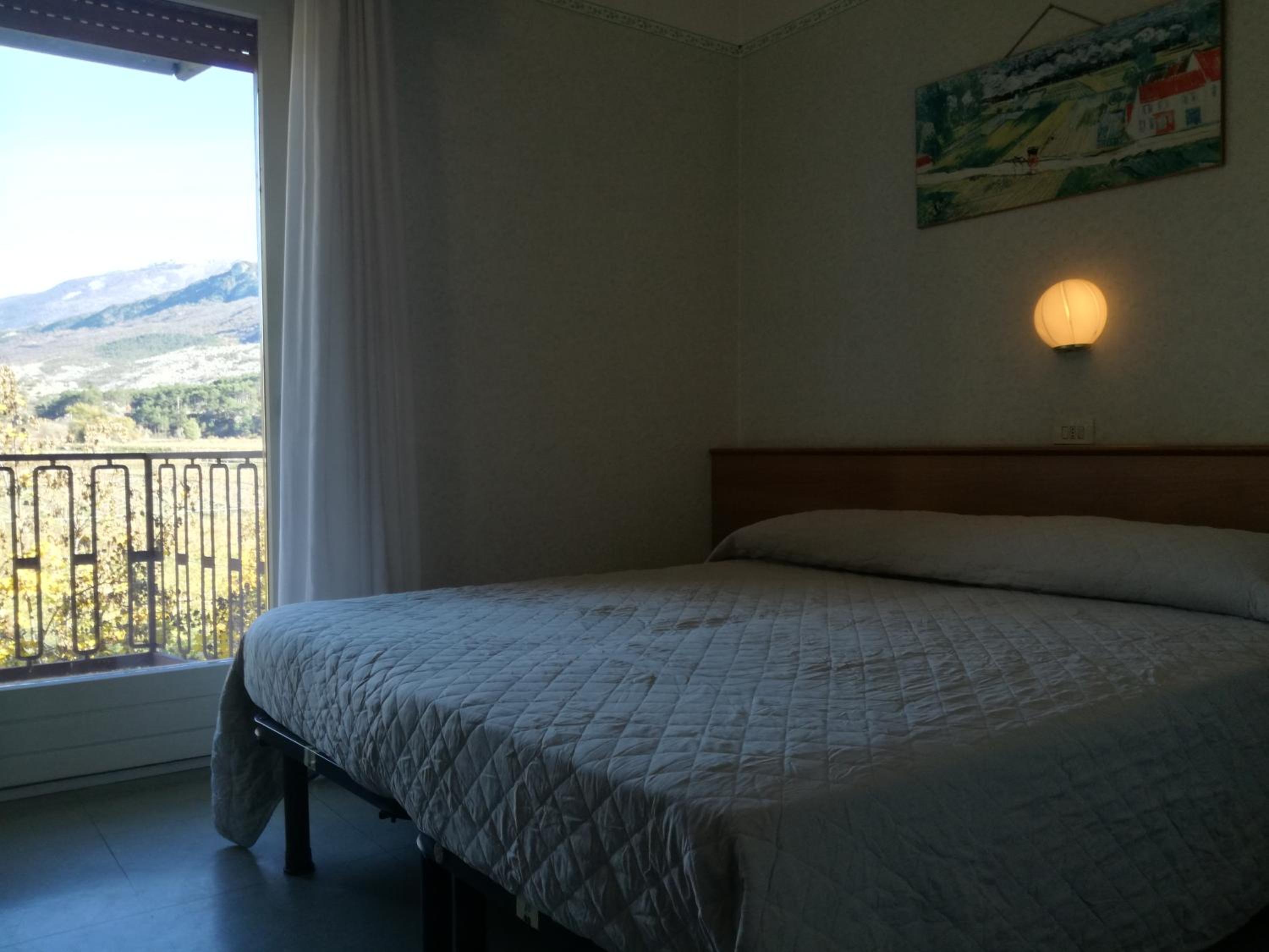 Economy Double Room photo 2