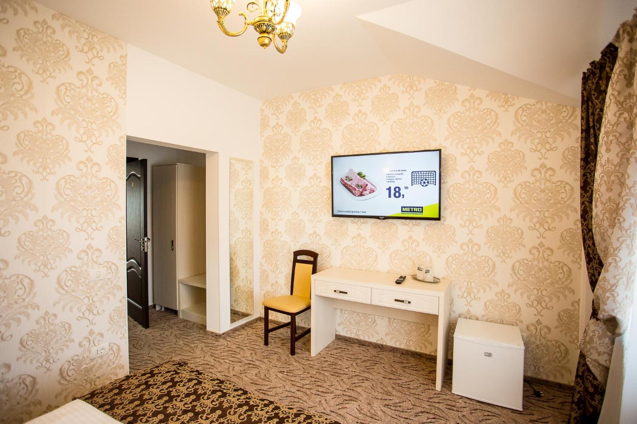 Single Room with Bathroom photo 1