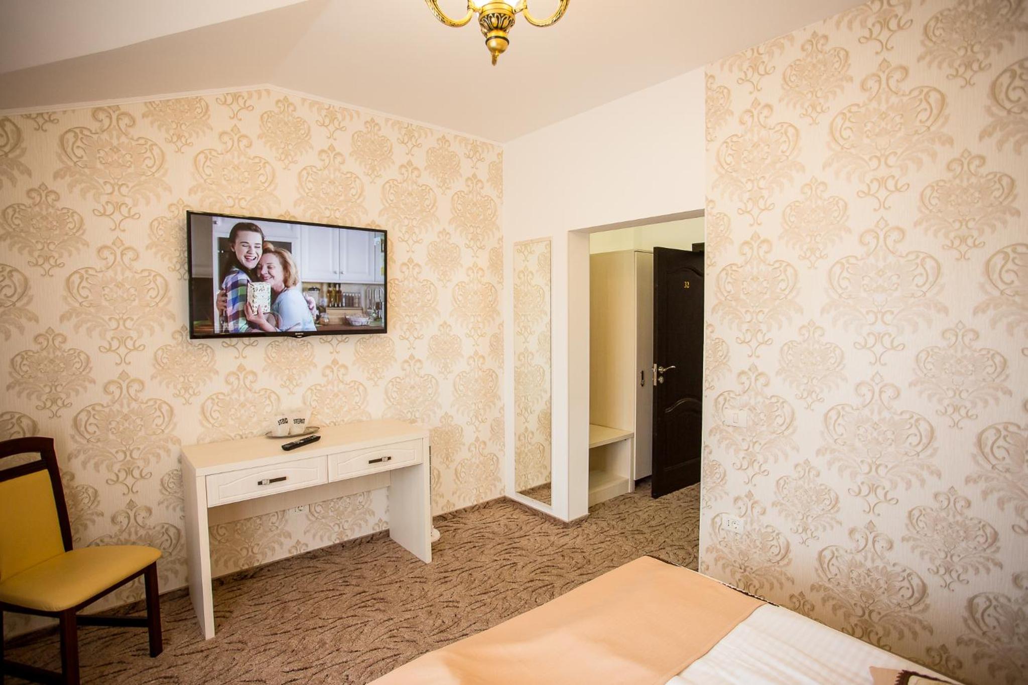 Single Room with Bathroom photo 3