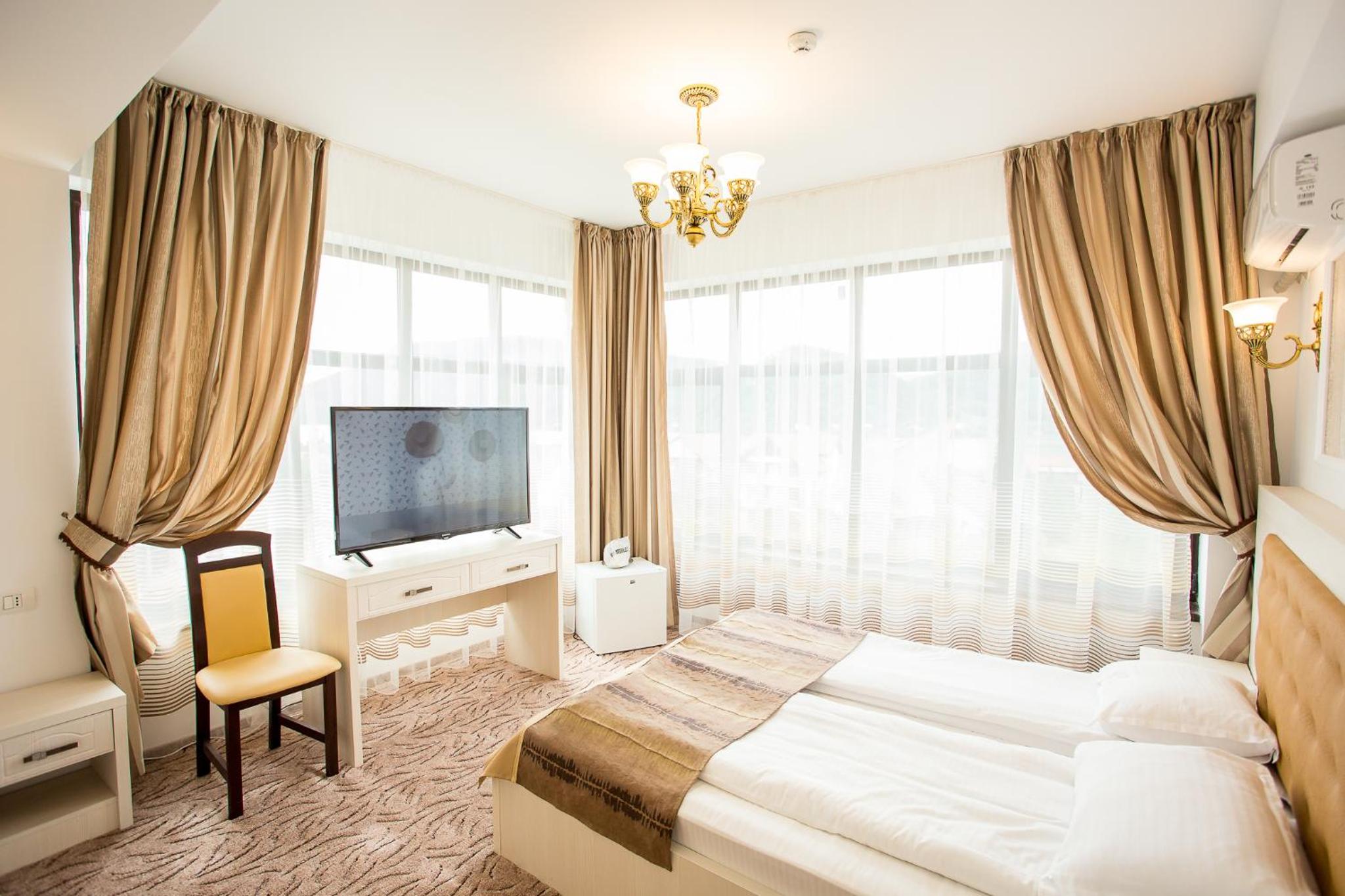 Triple Room with Balcony photo 2