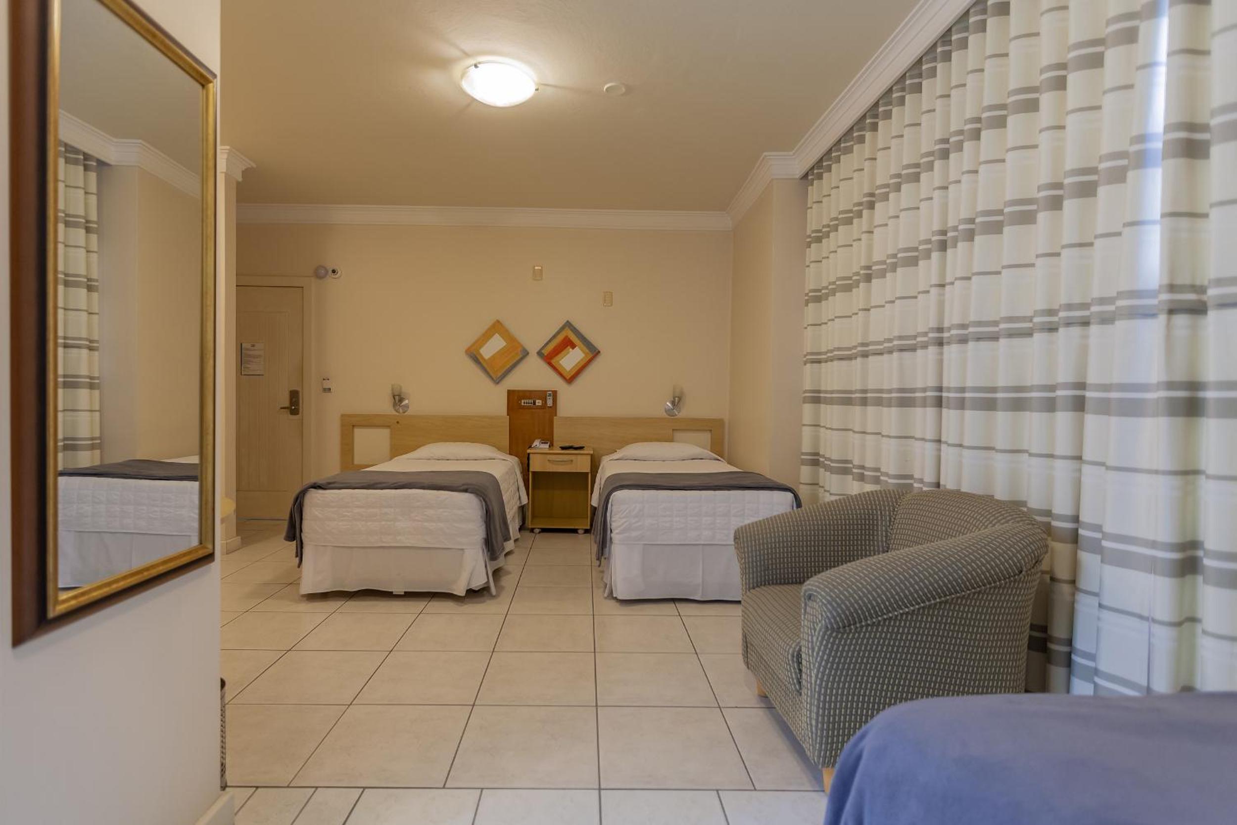 Deluxe Triple Room photo 3