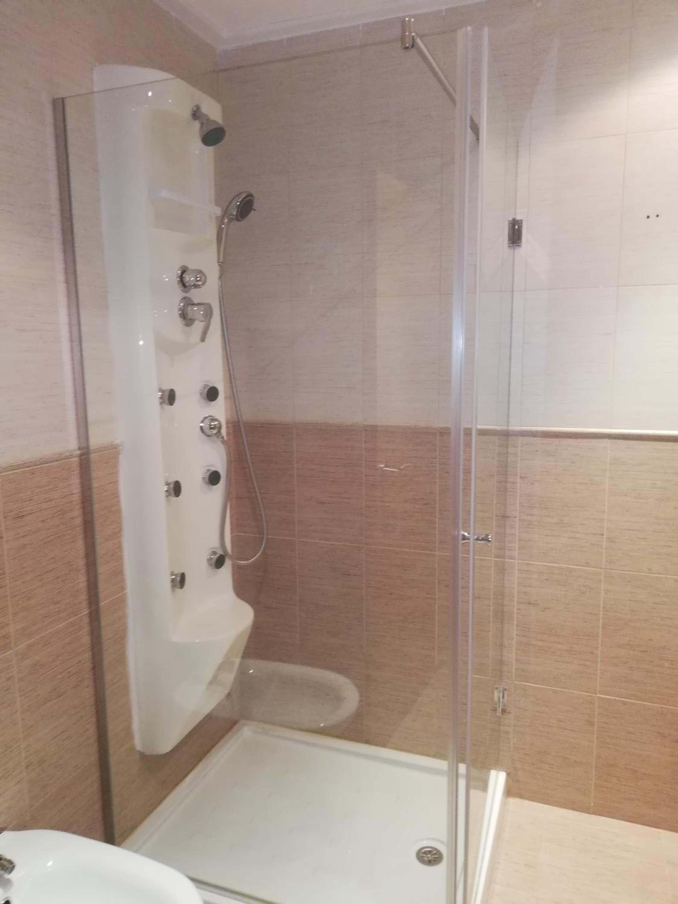 Large Single Room photo 2