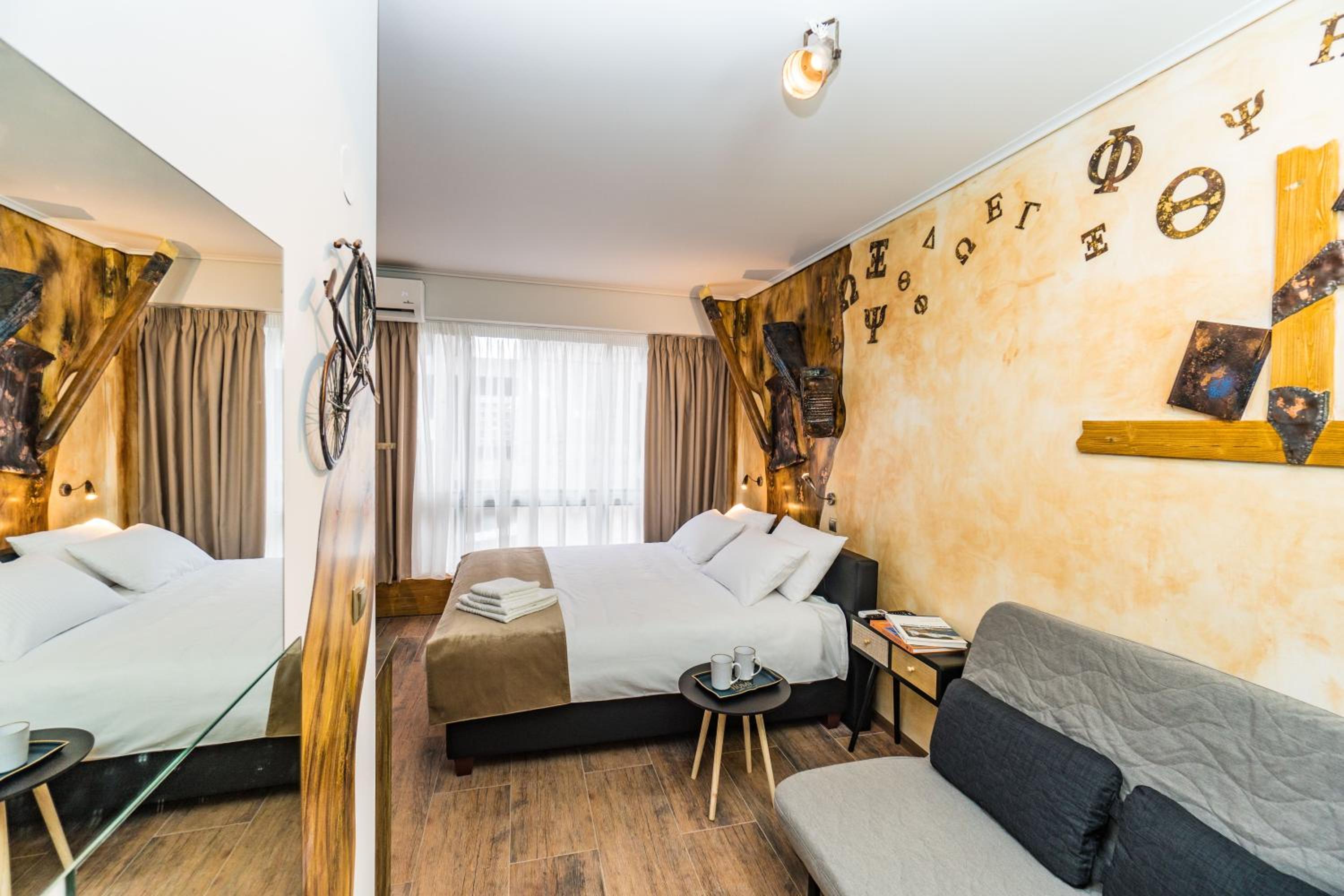 One-Bedroom Apartment - Photo 16