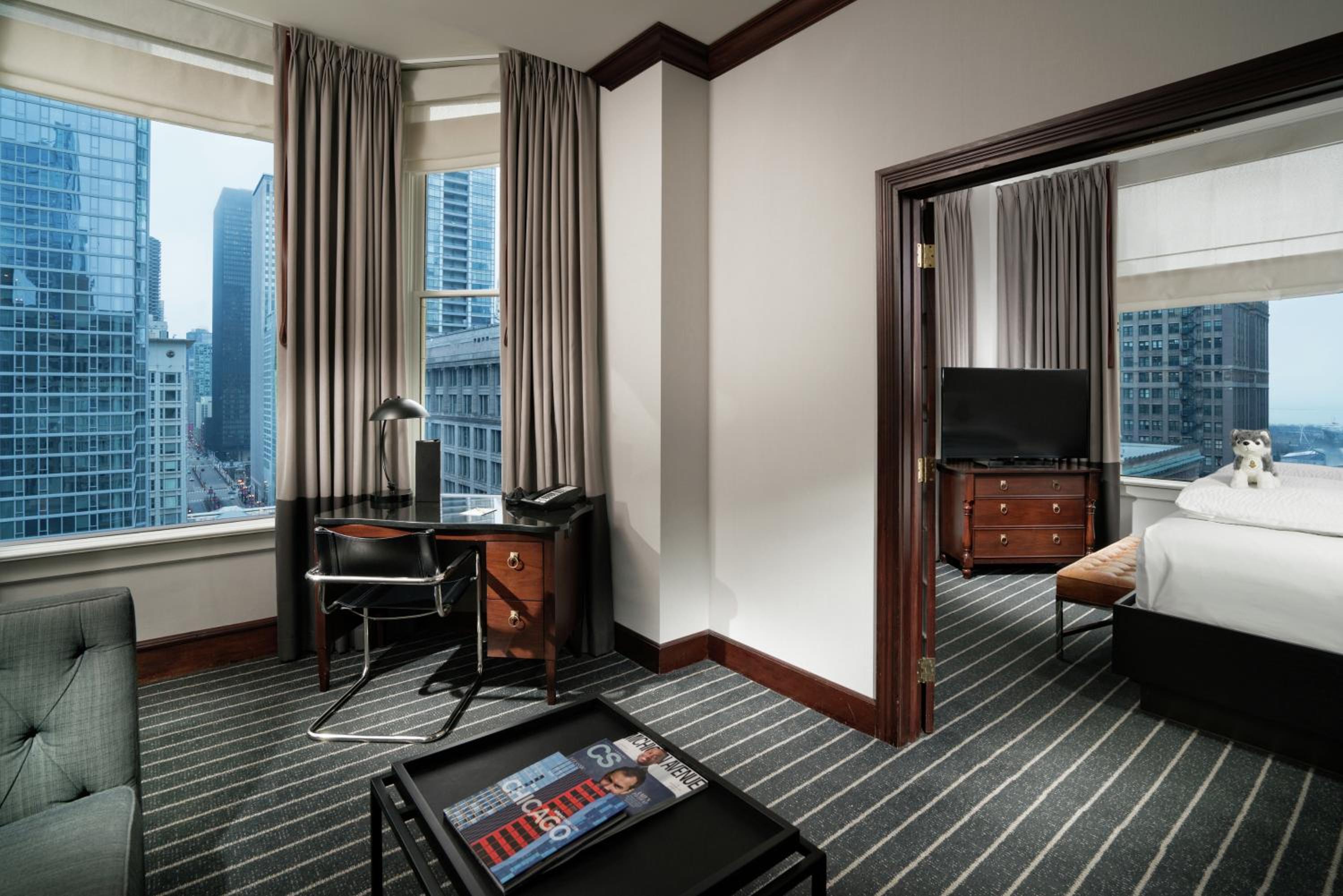 Millennium Park King Suite - Photo 4