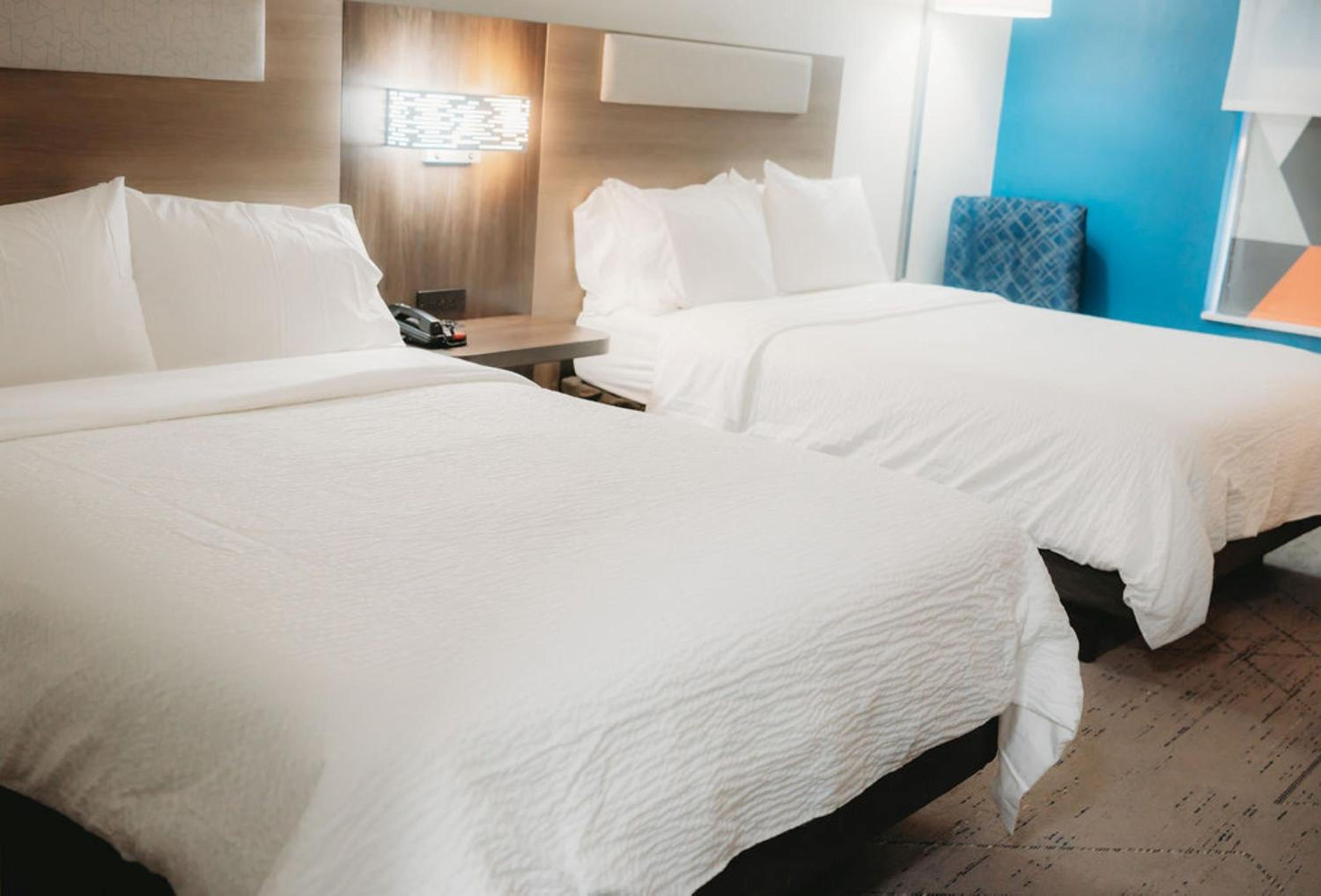 Standard Queen Room with Two Queen Beds