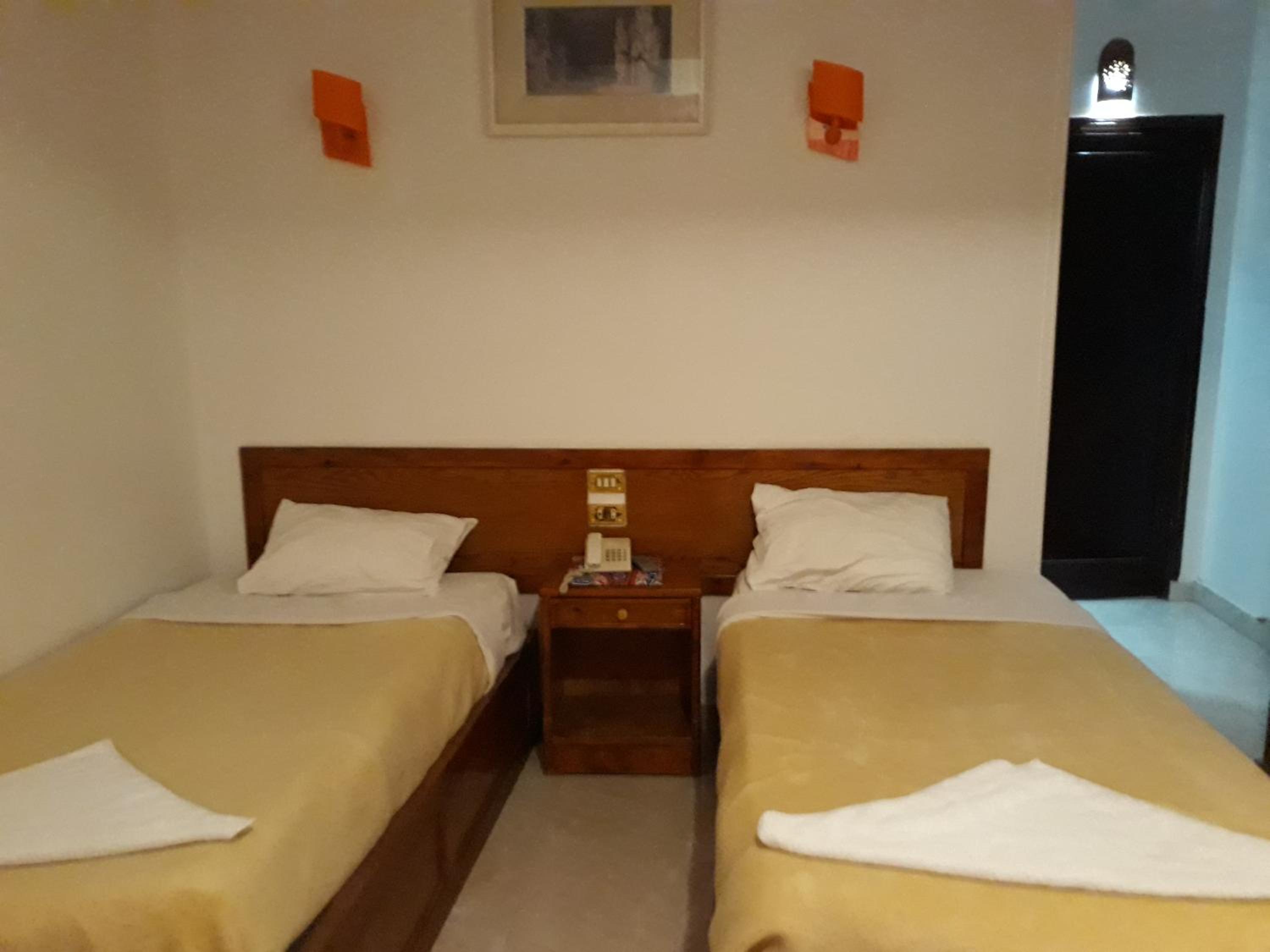 Standard Single Room, Partial River View photo 2