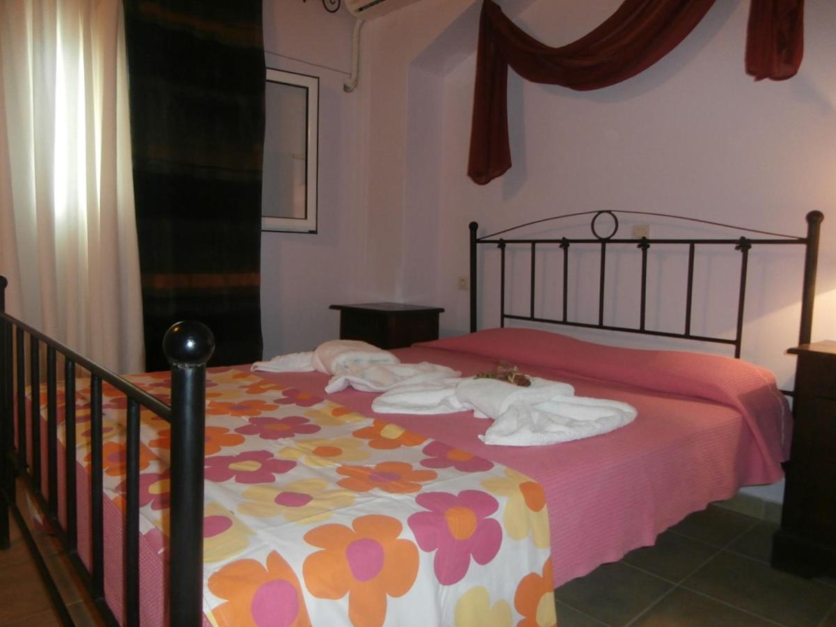 Apartment with Terrace photo 1