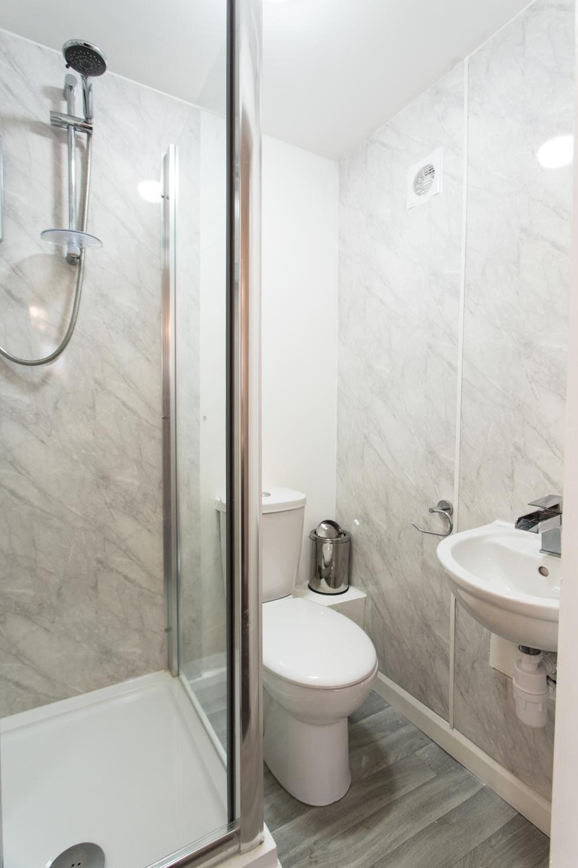Studio Apartment photo 2