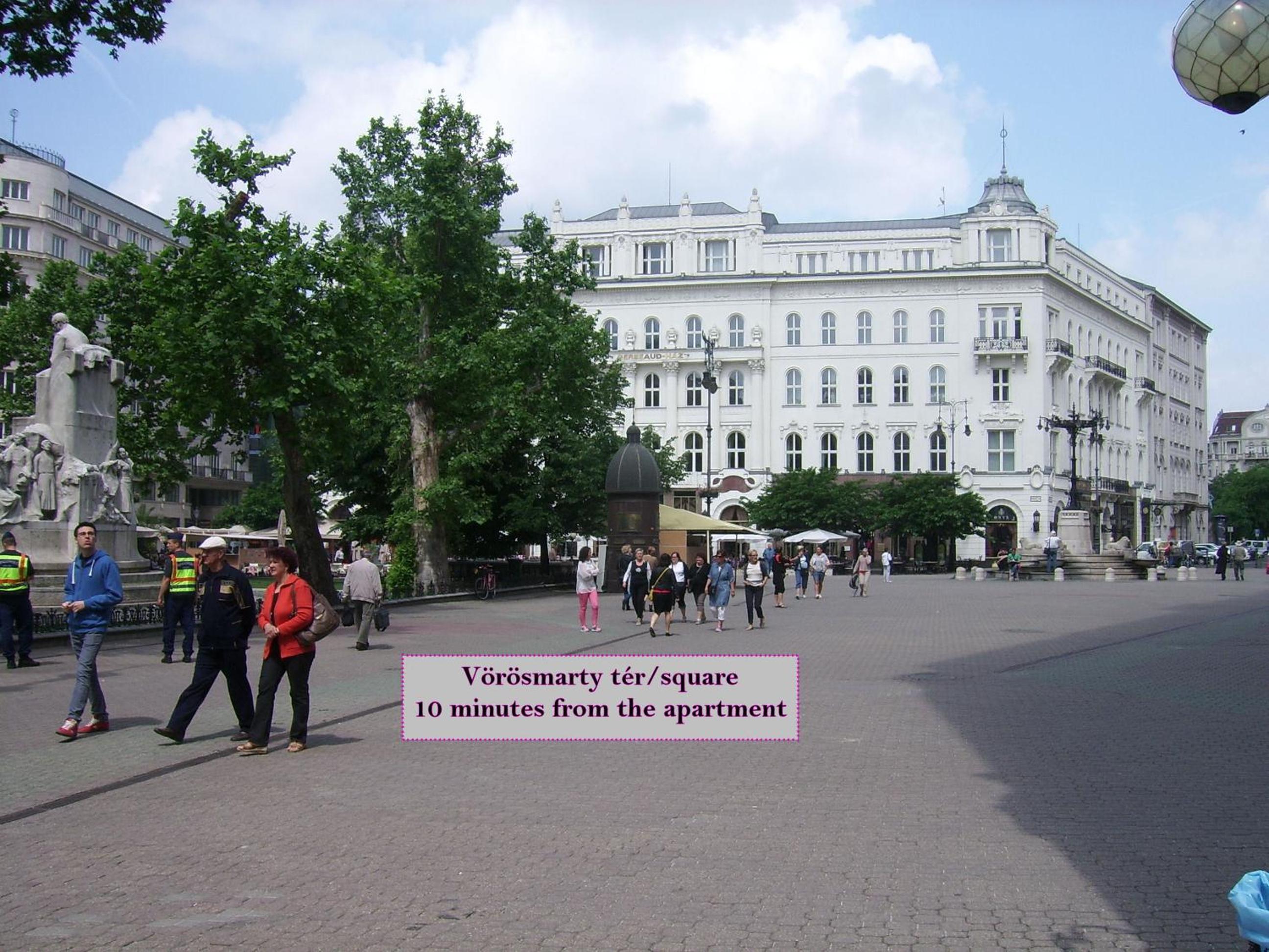 XLarge Apartment - Wesselényi utca 18. - Photo 16