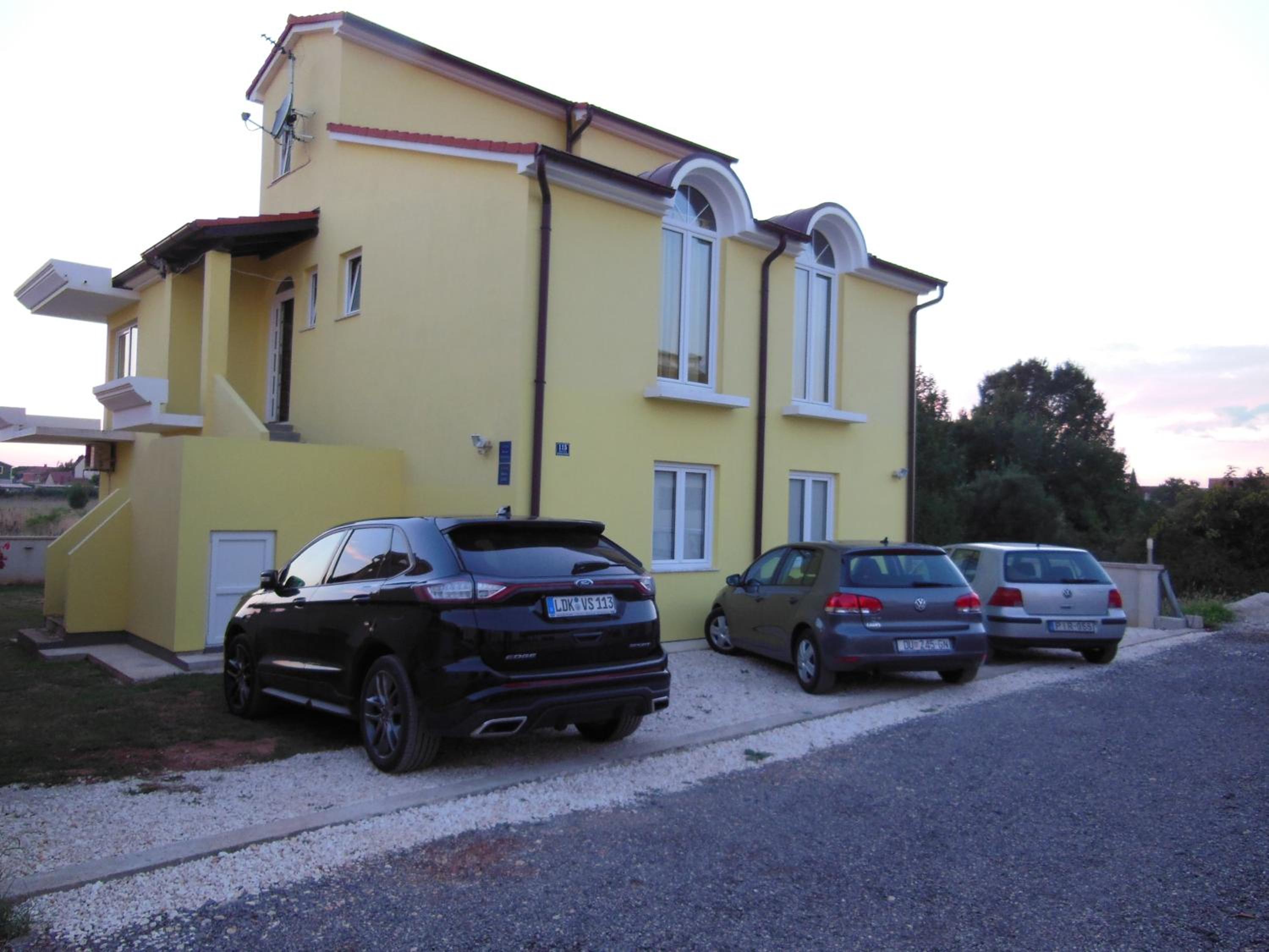 Apartment with Terrace photo 3
