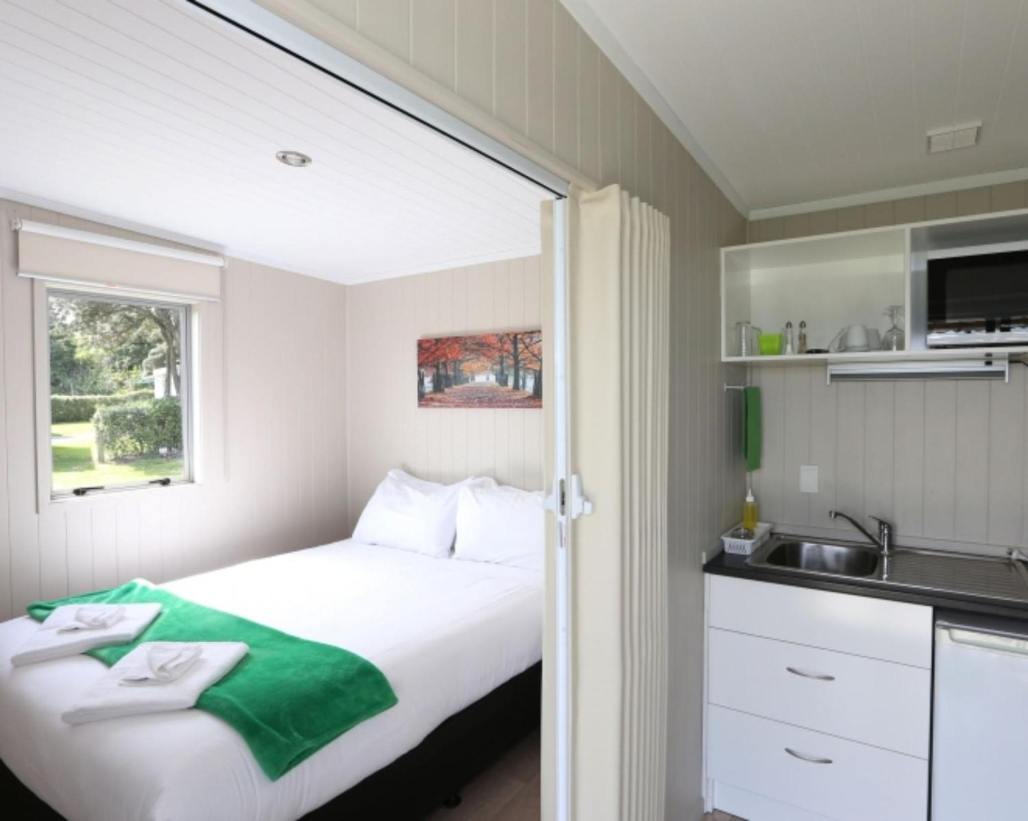 One-Bedroom Bungalow