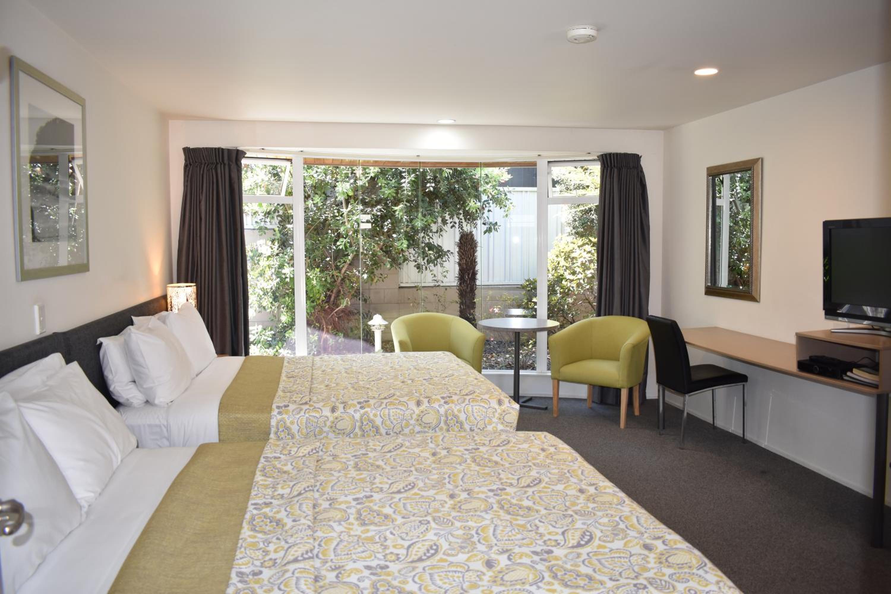 Executive Twin Room photo 3