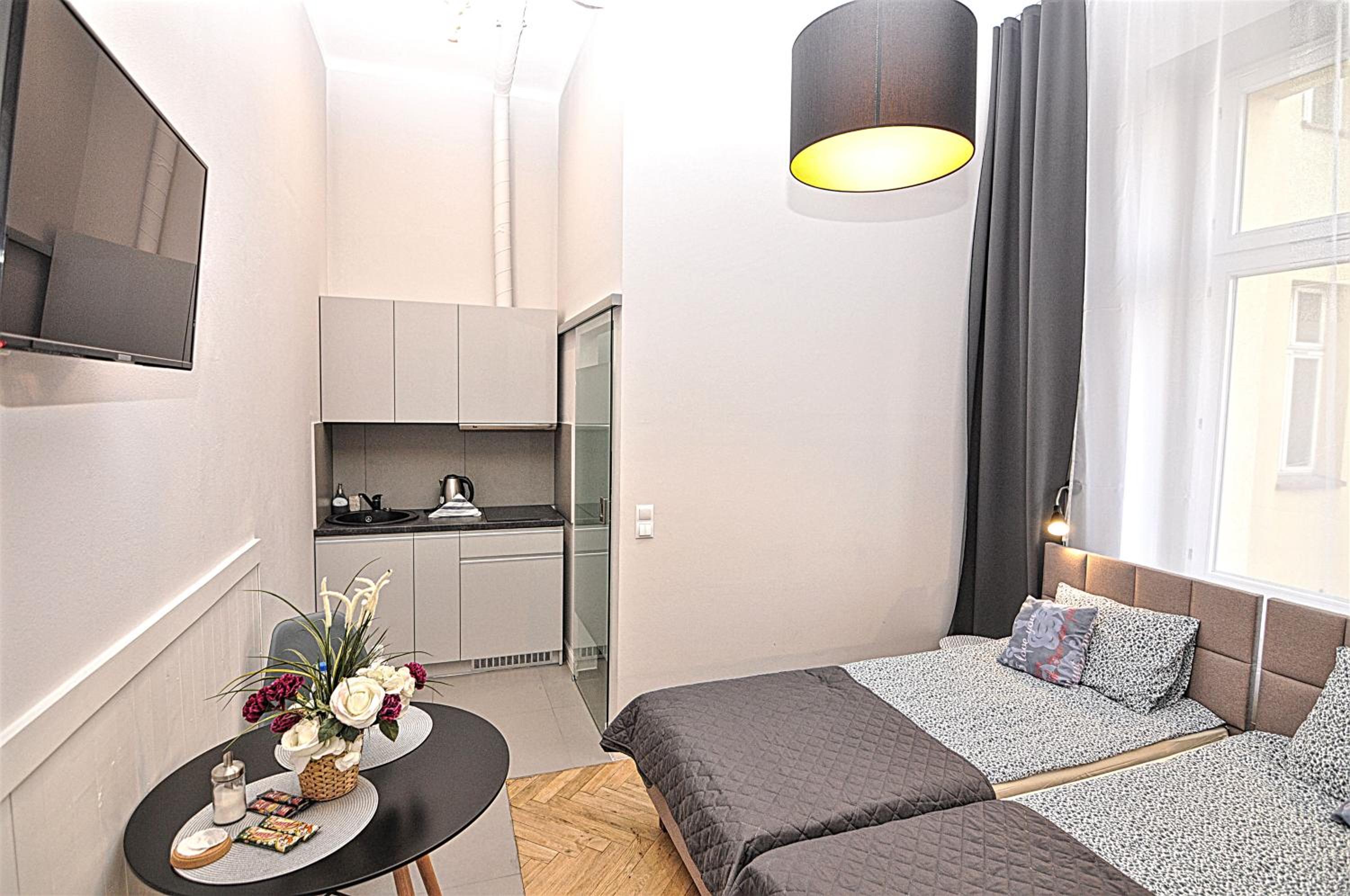 Standard Apartment with Courtyard View photo 1