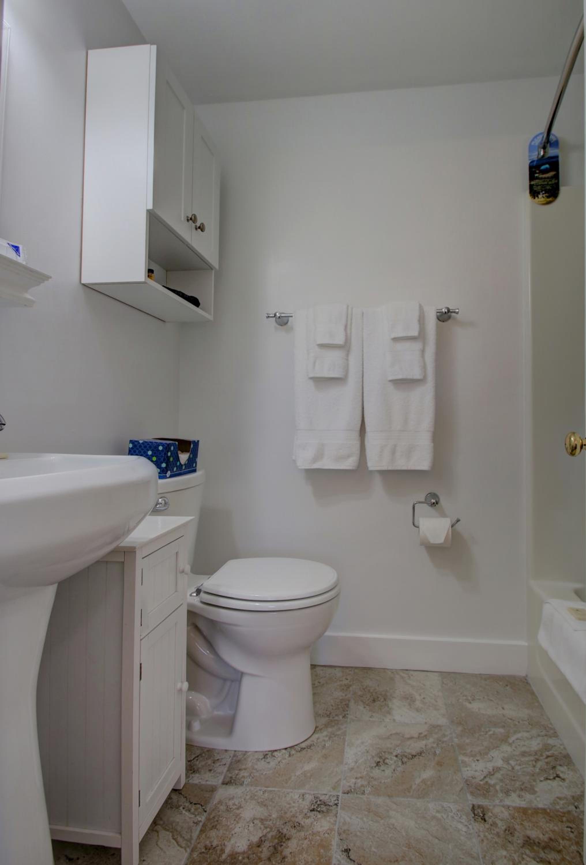Queen Room photo 3
