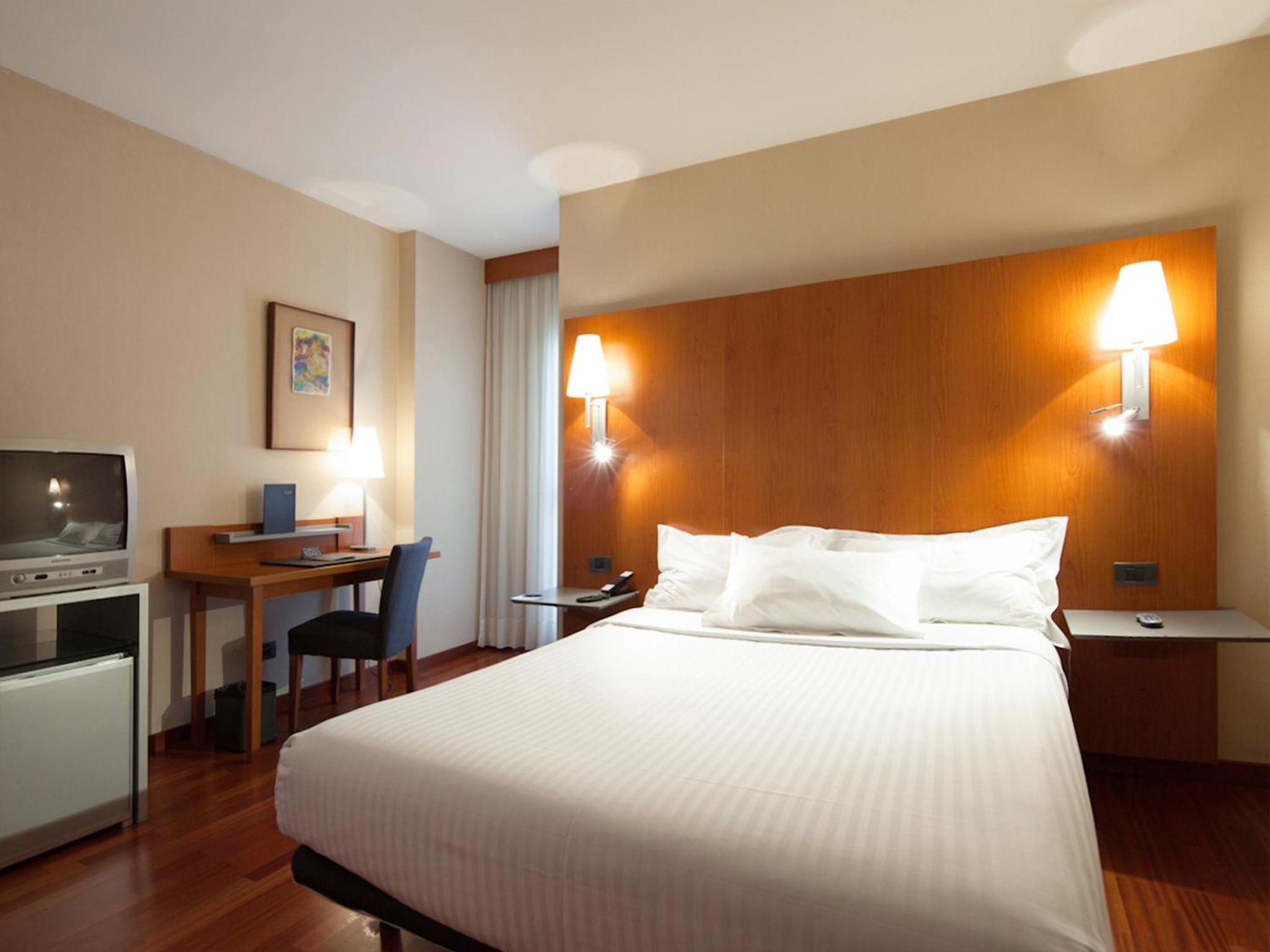 Double Room - Photo 2