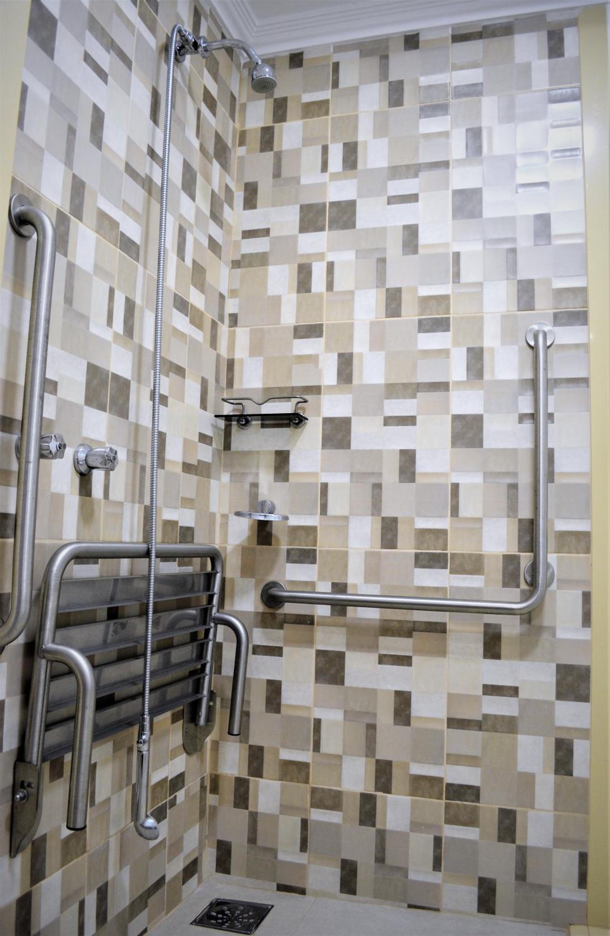 Triple Room - Disability Access photo 3