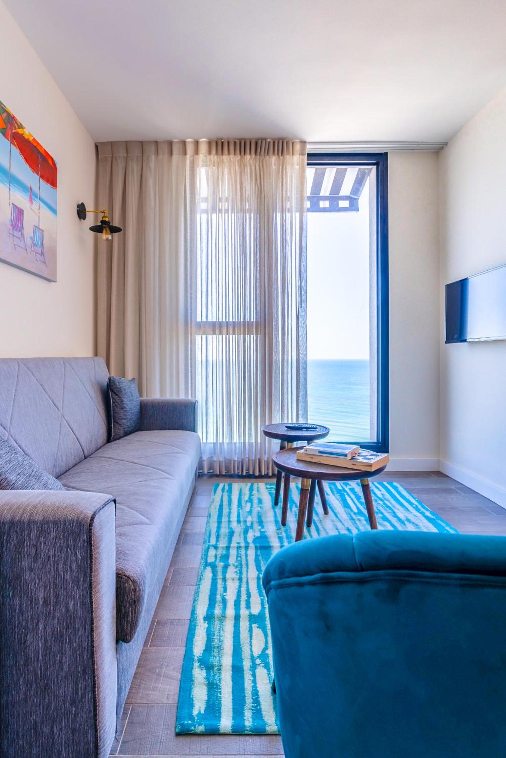 Suite with Sea View